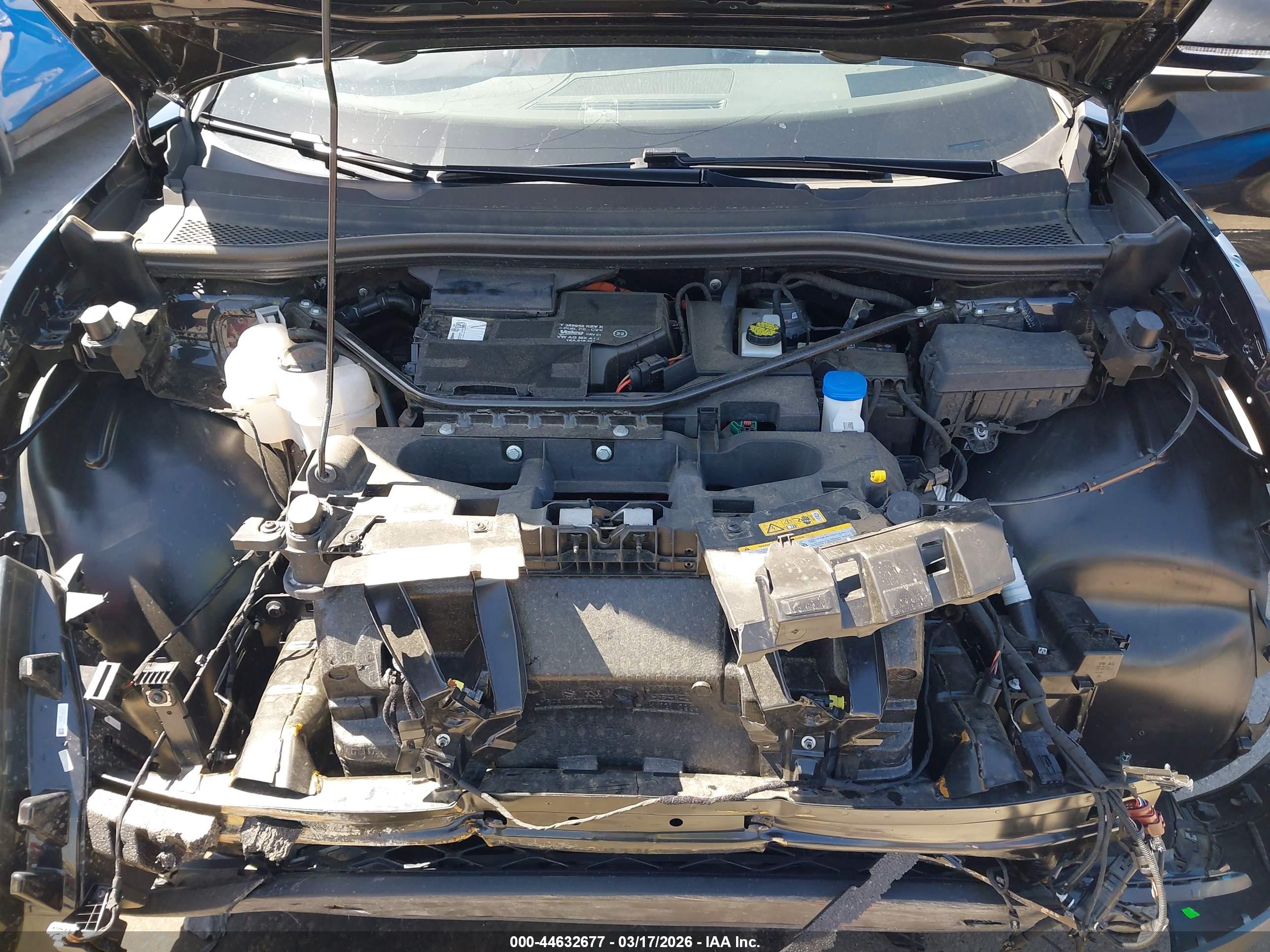 VOLKSWAGEN ID.4 image 10
