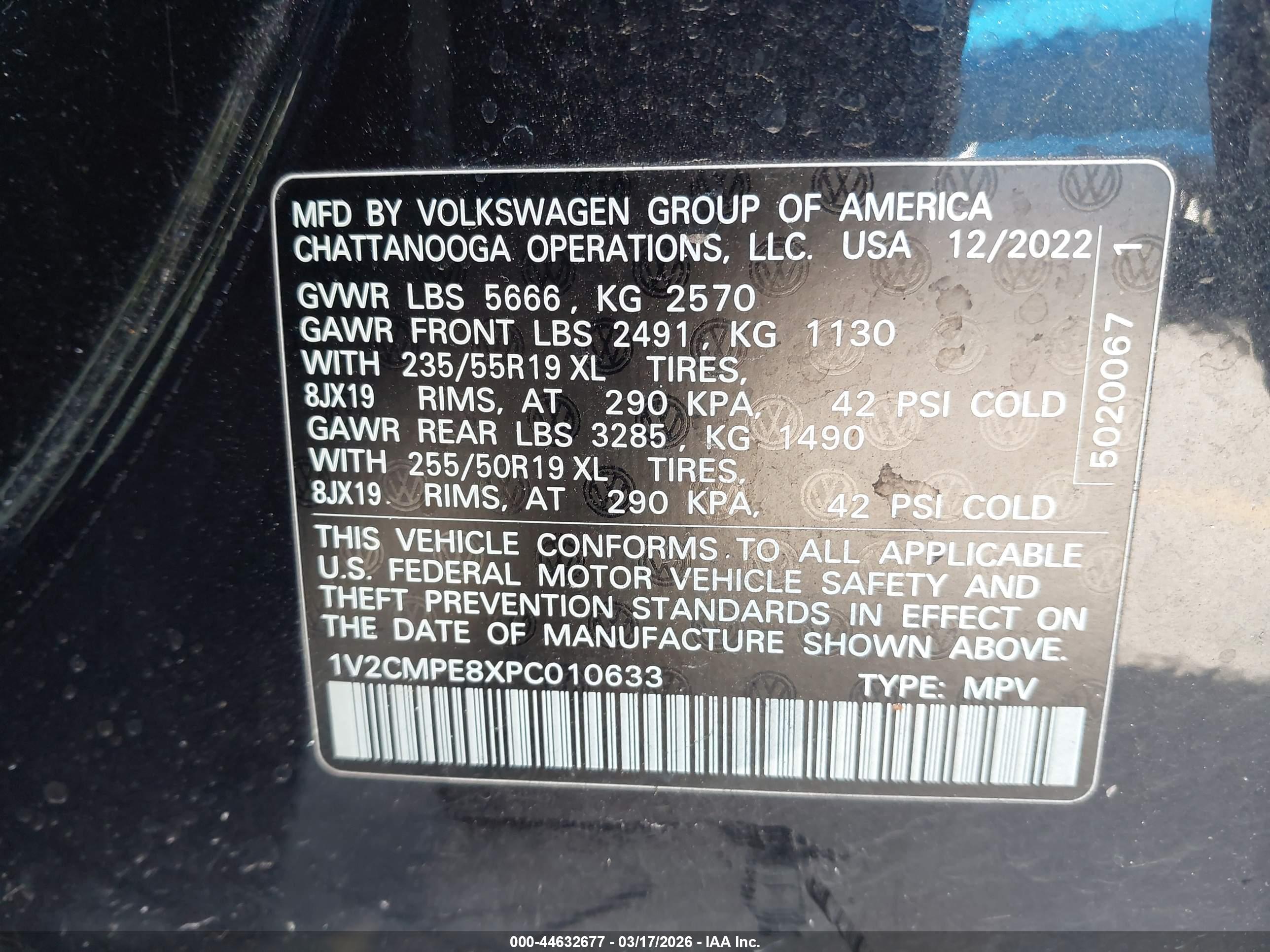 VOLKSWAGEN ID.4 image 9
