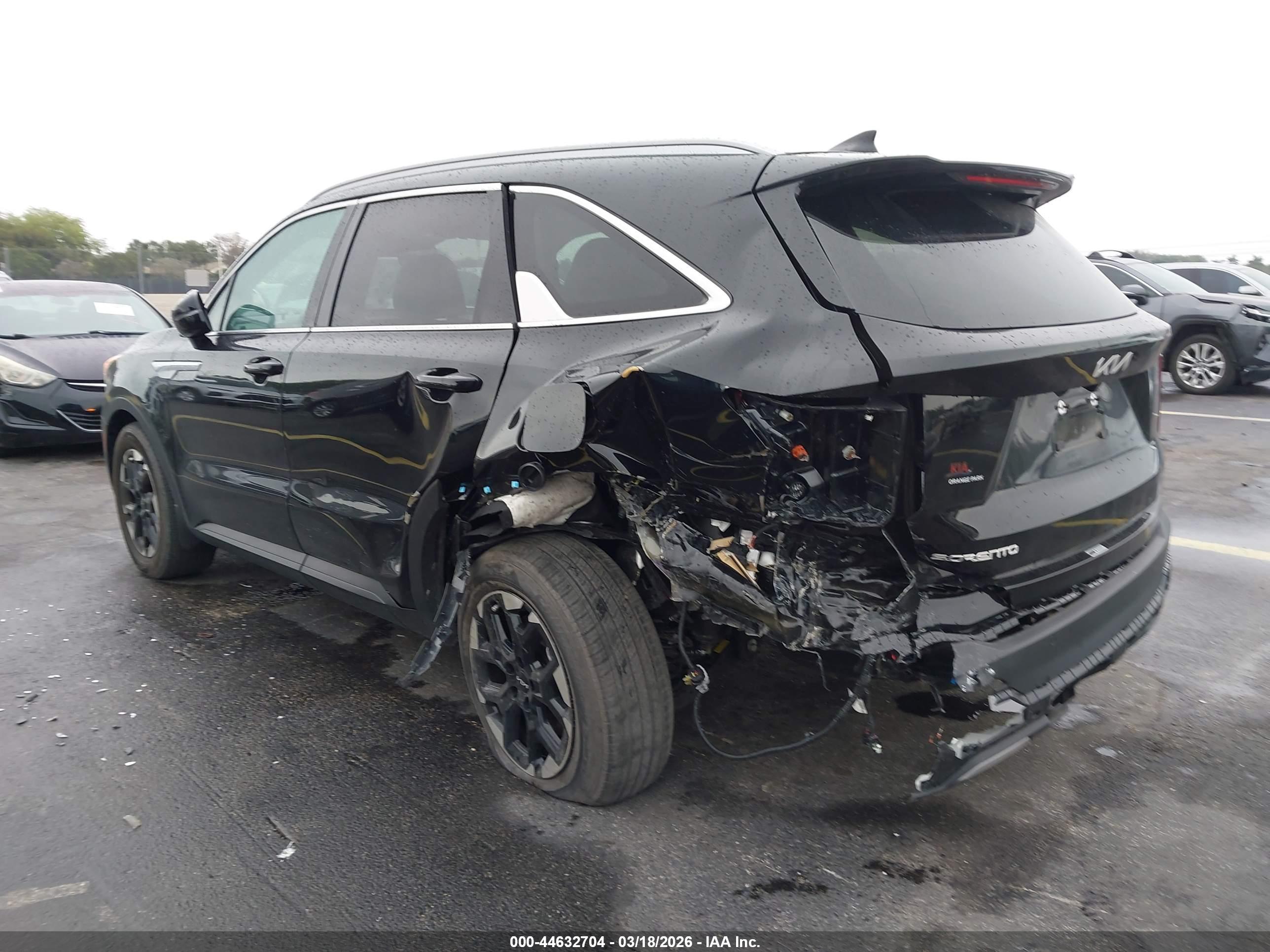 KIA SORENTO image 6