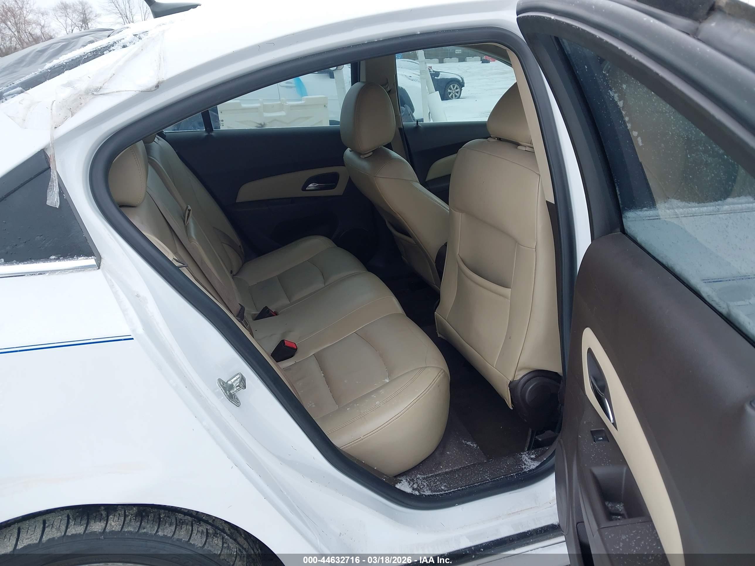 CHEVROLET CRUZE image 8