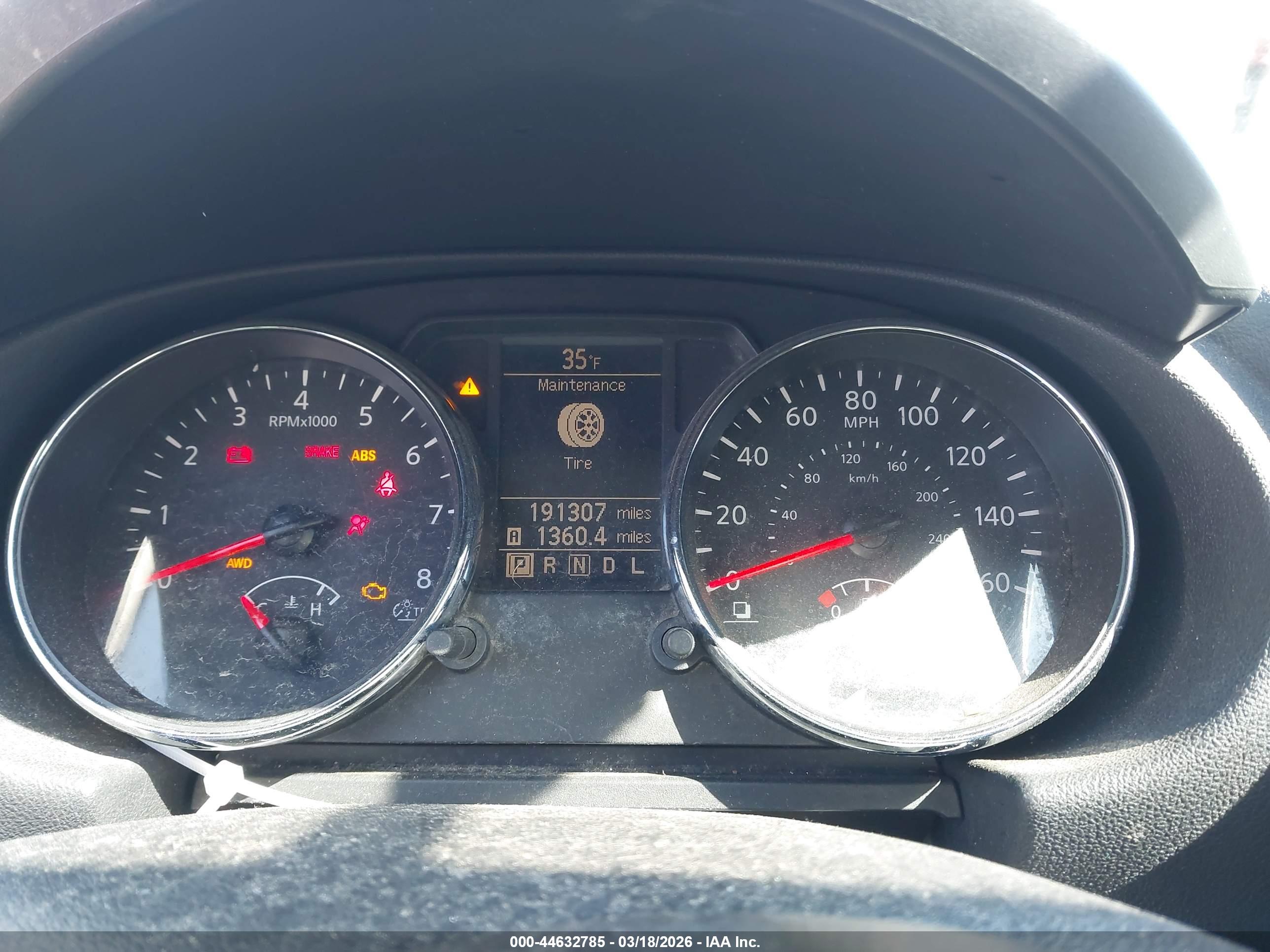 NISSAN ROGUE image 7