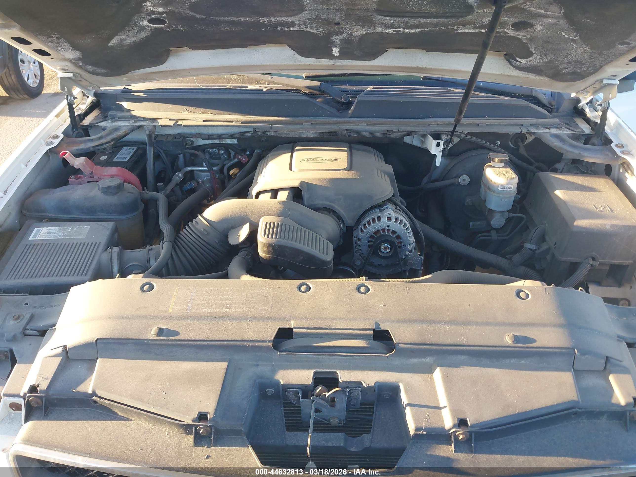 CHEVROLET SUBURBAN image 10