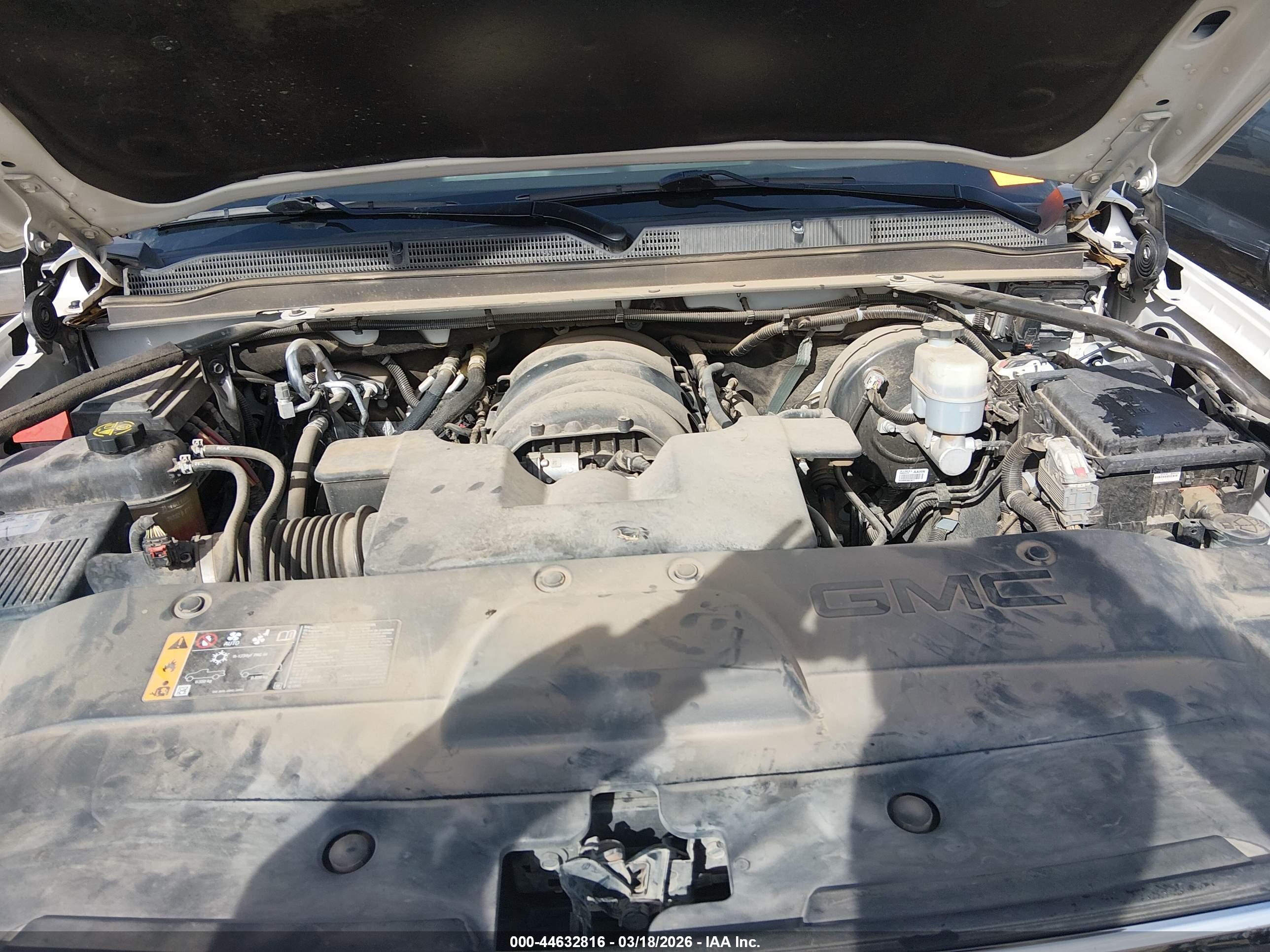 GMC YUKON image 10