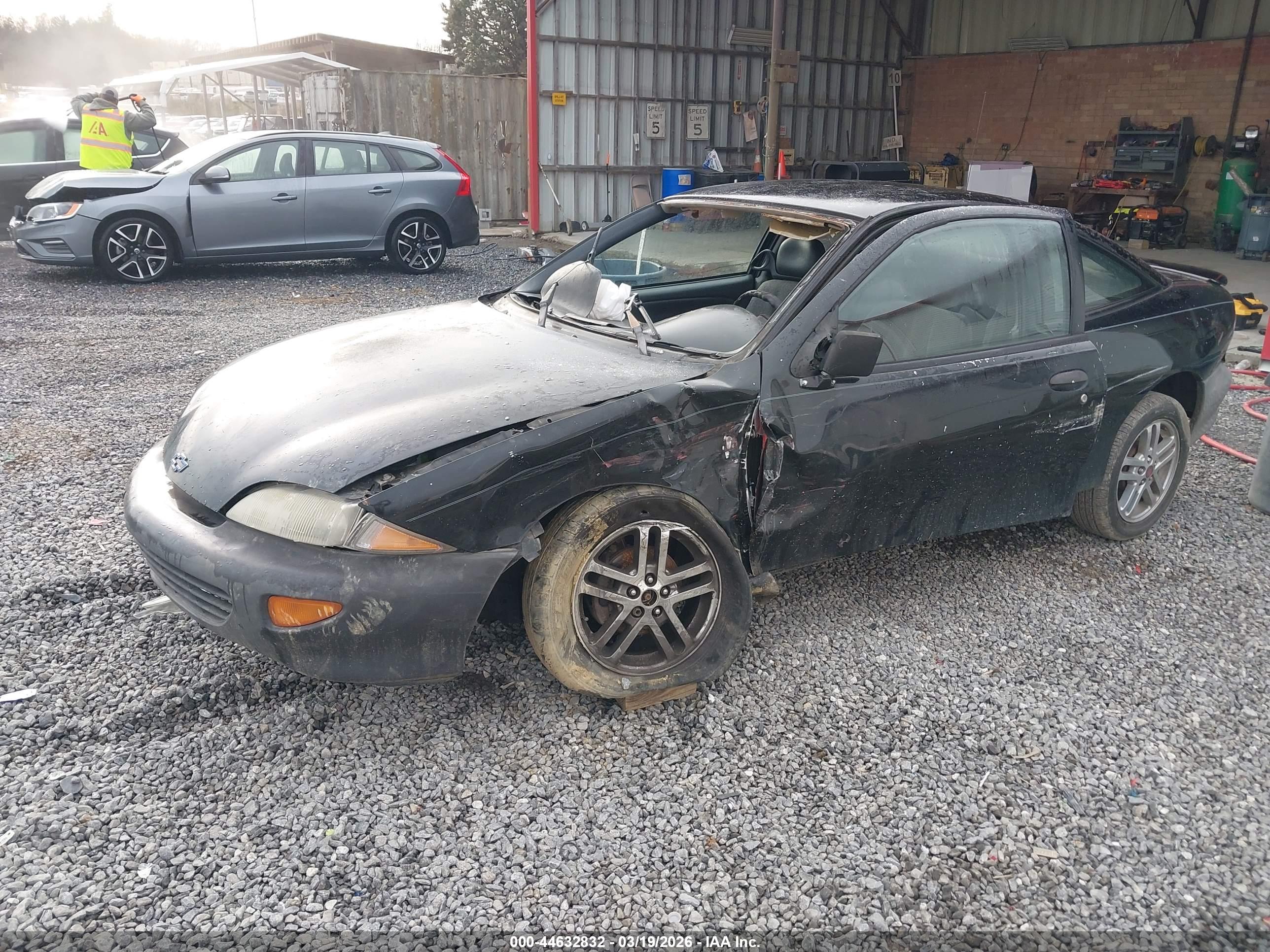 CHEVROLET CAVALIER image 2