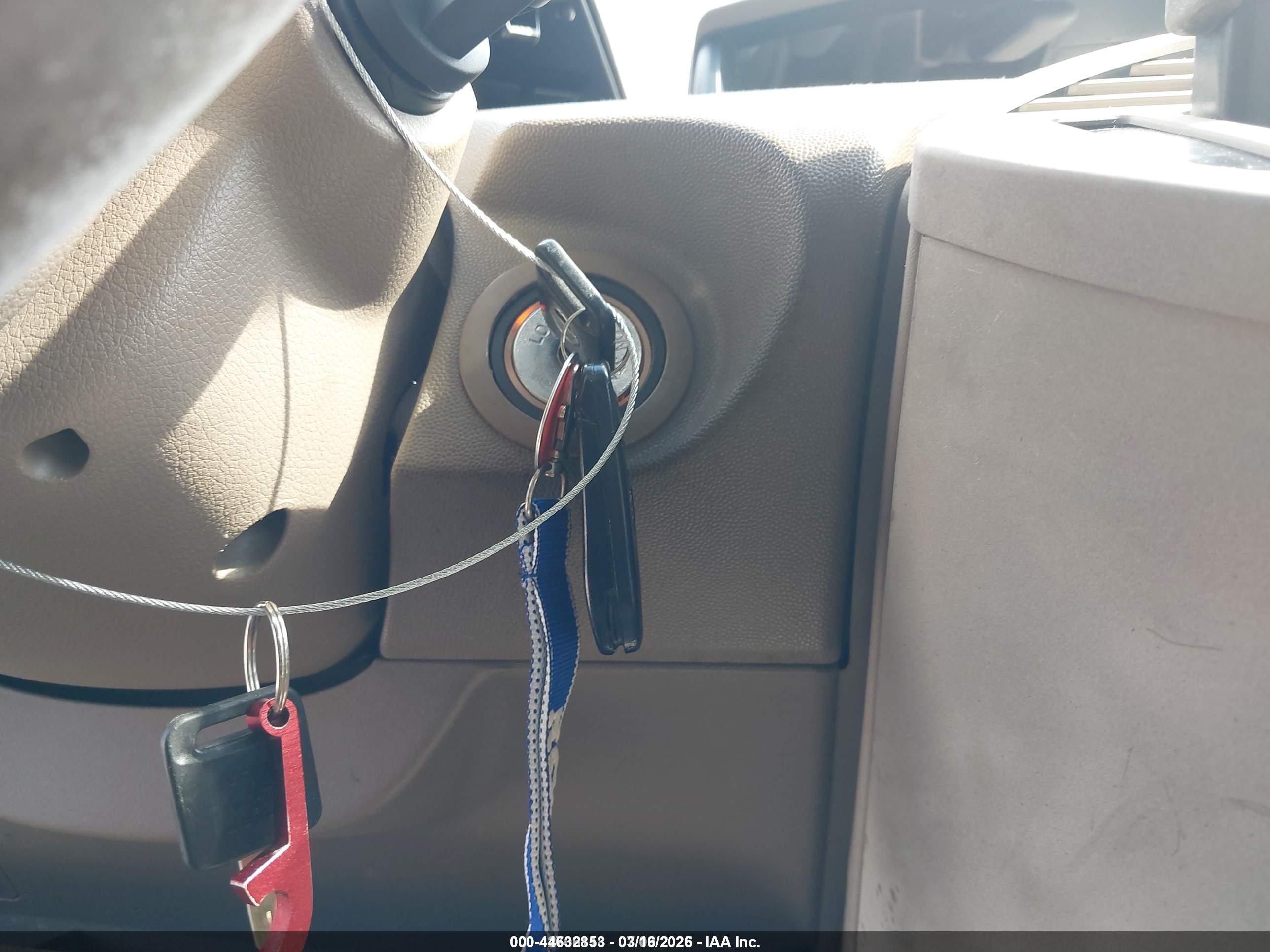 NISSAN QUEST image 11