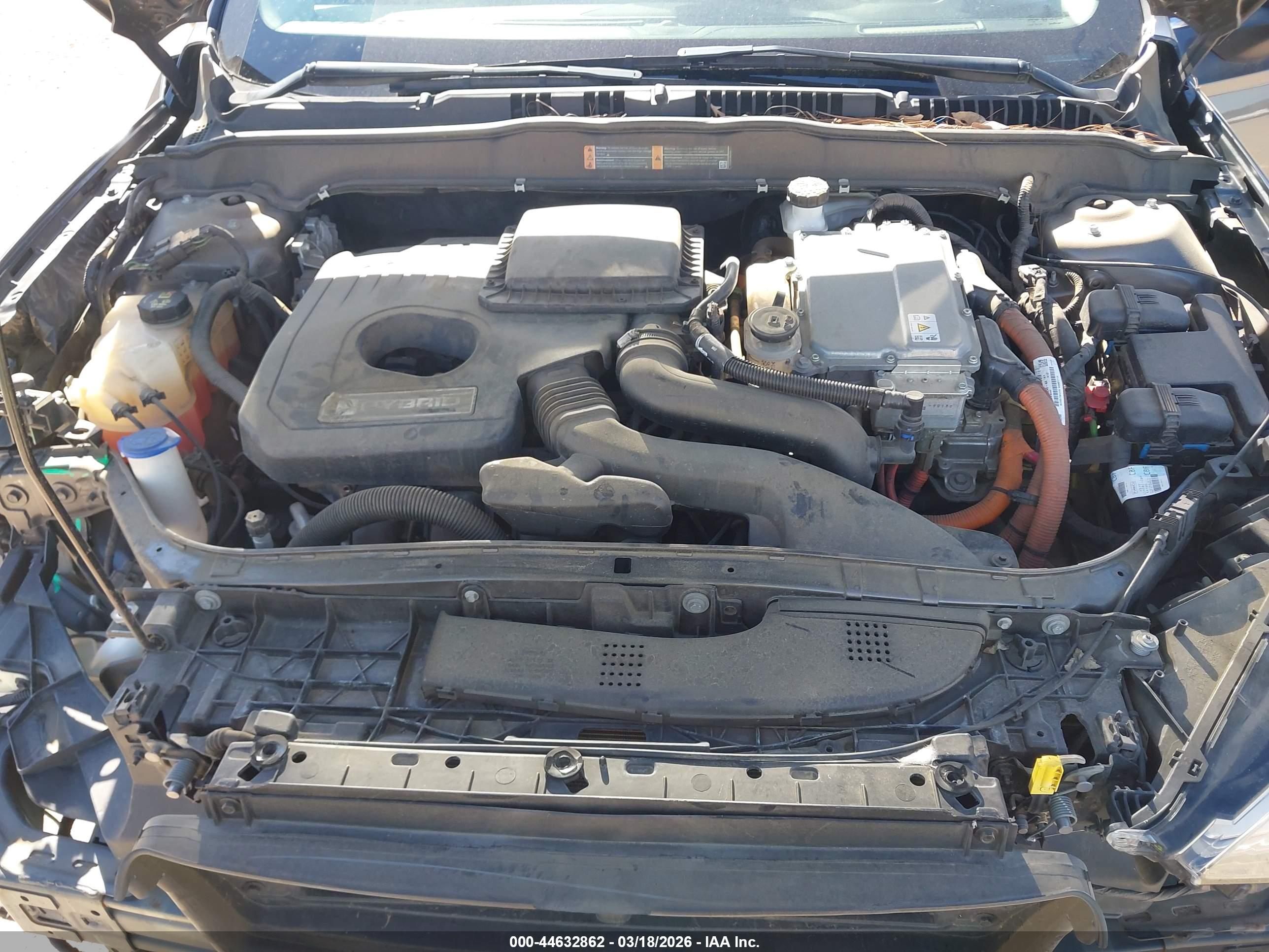 FORD FUSION image 10
