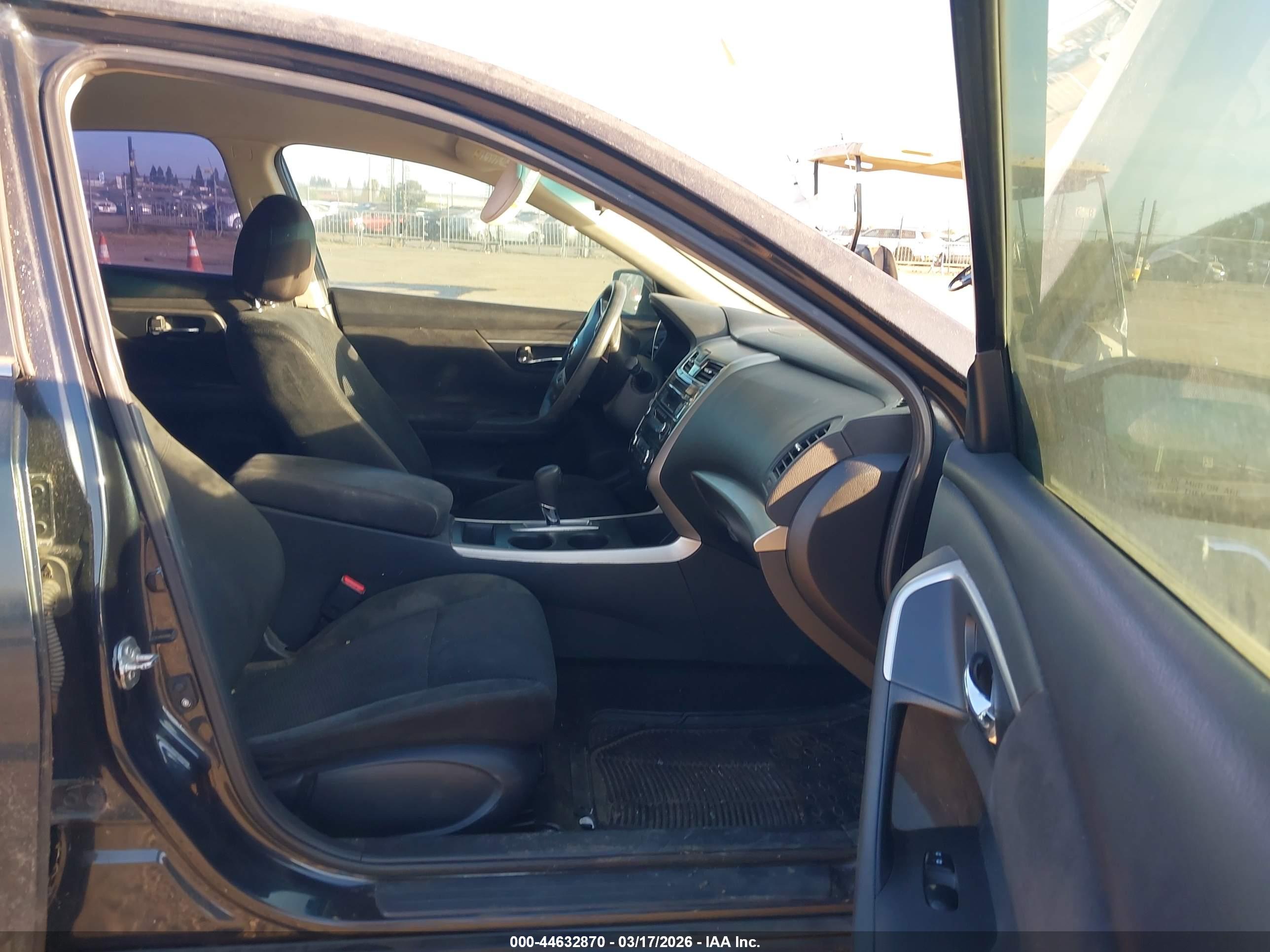 NISSAN ALTIMA image 5