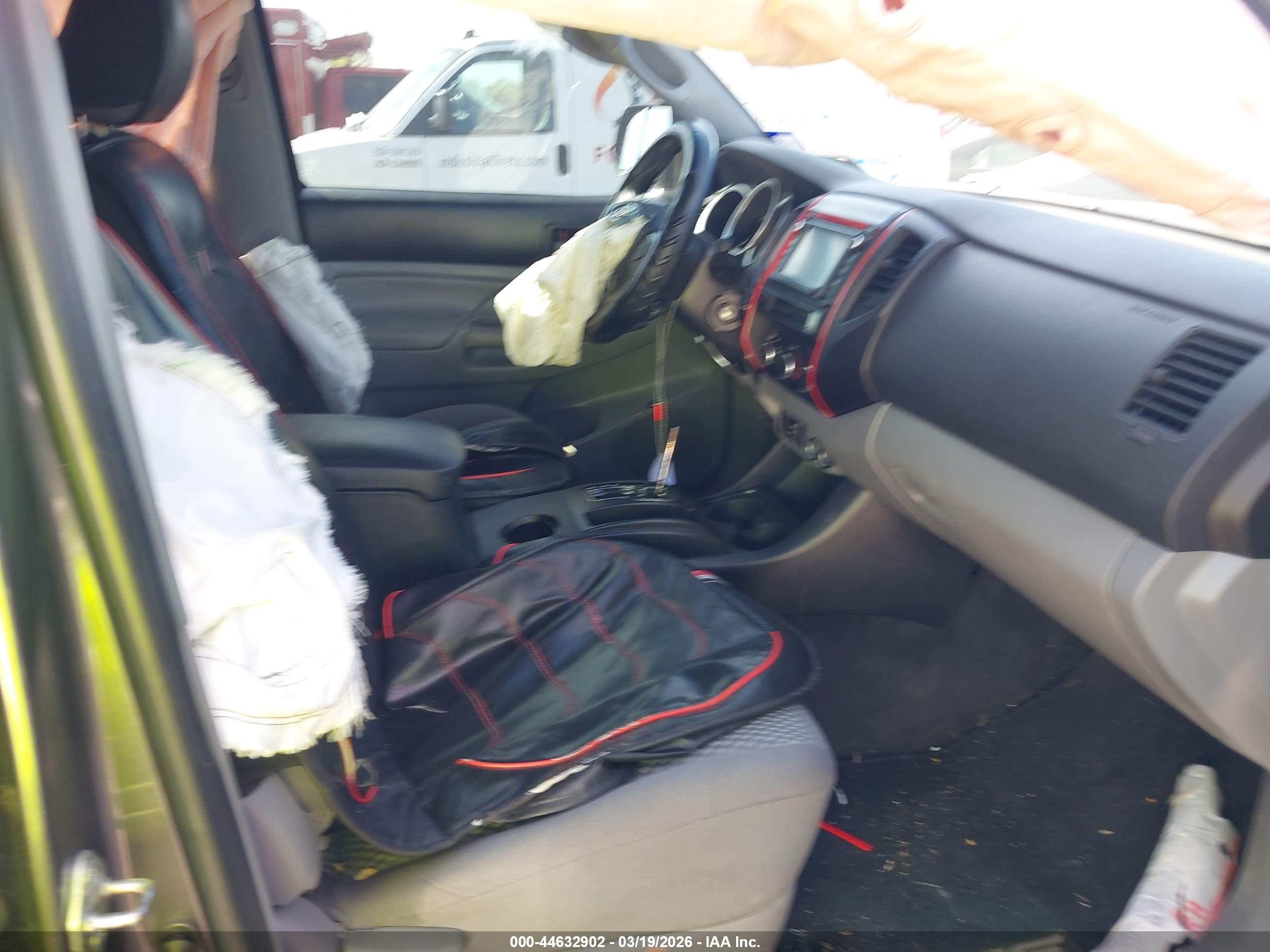 TOYOTA TACOMA image 5