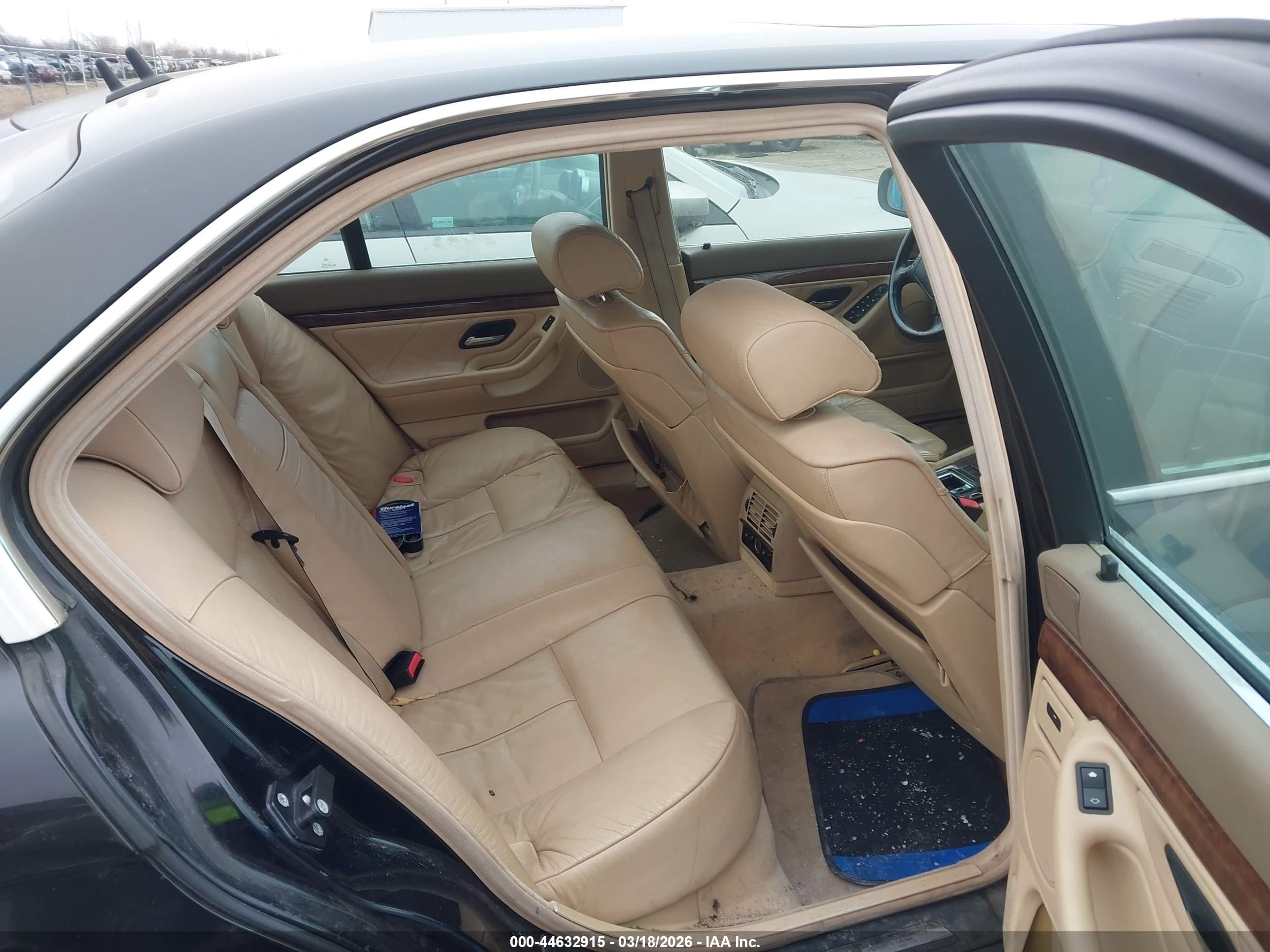 BMW 740IA image 8