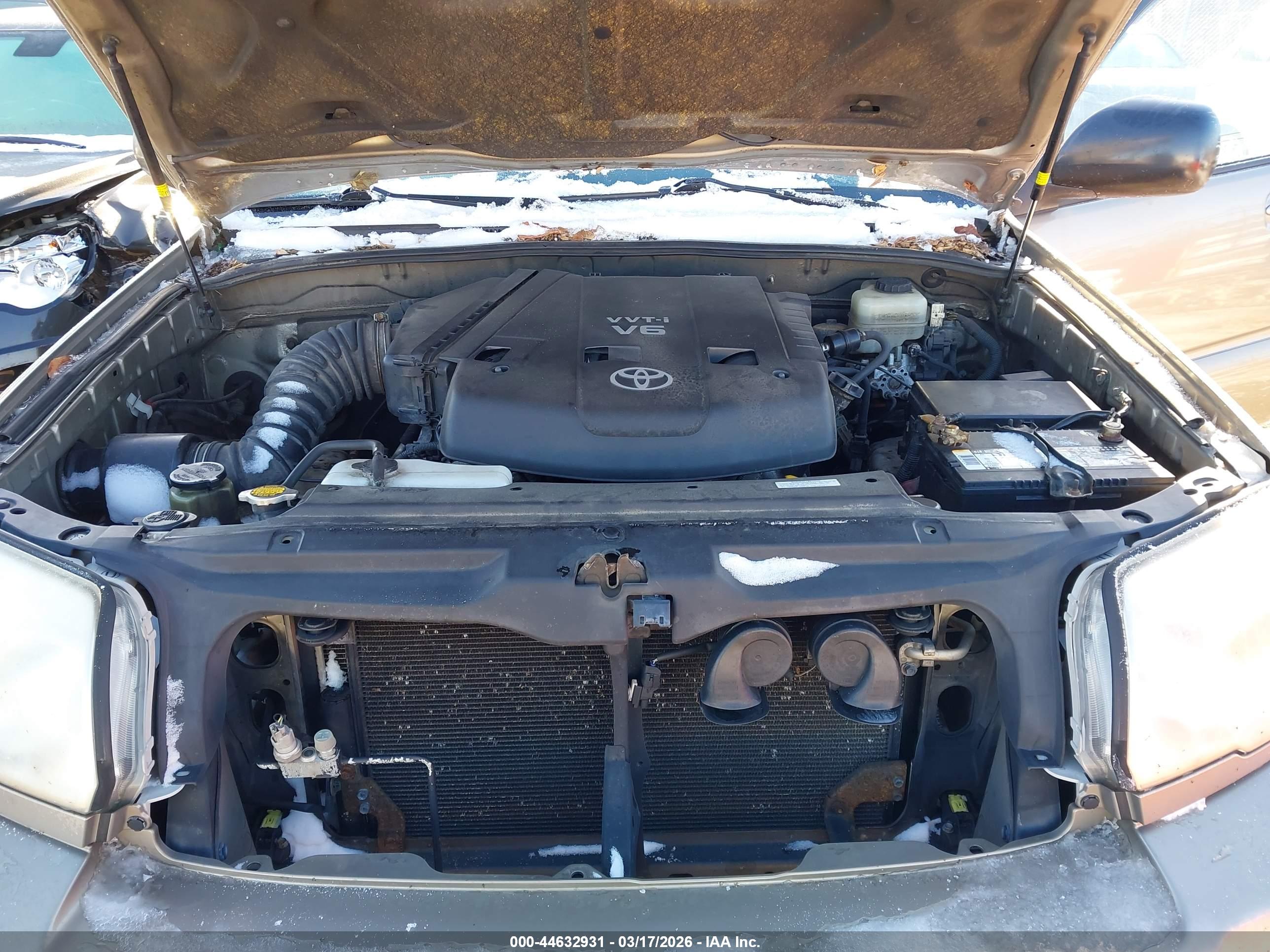 TOYOTA 4RUNNER image 10