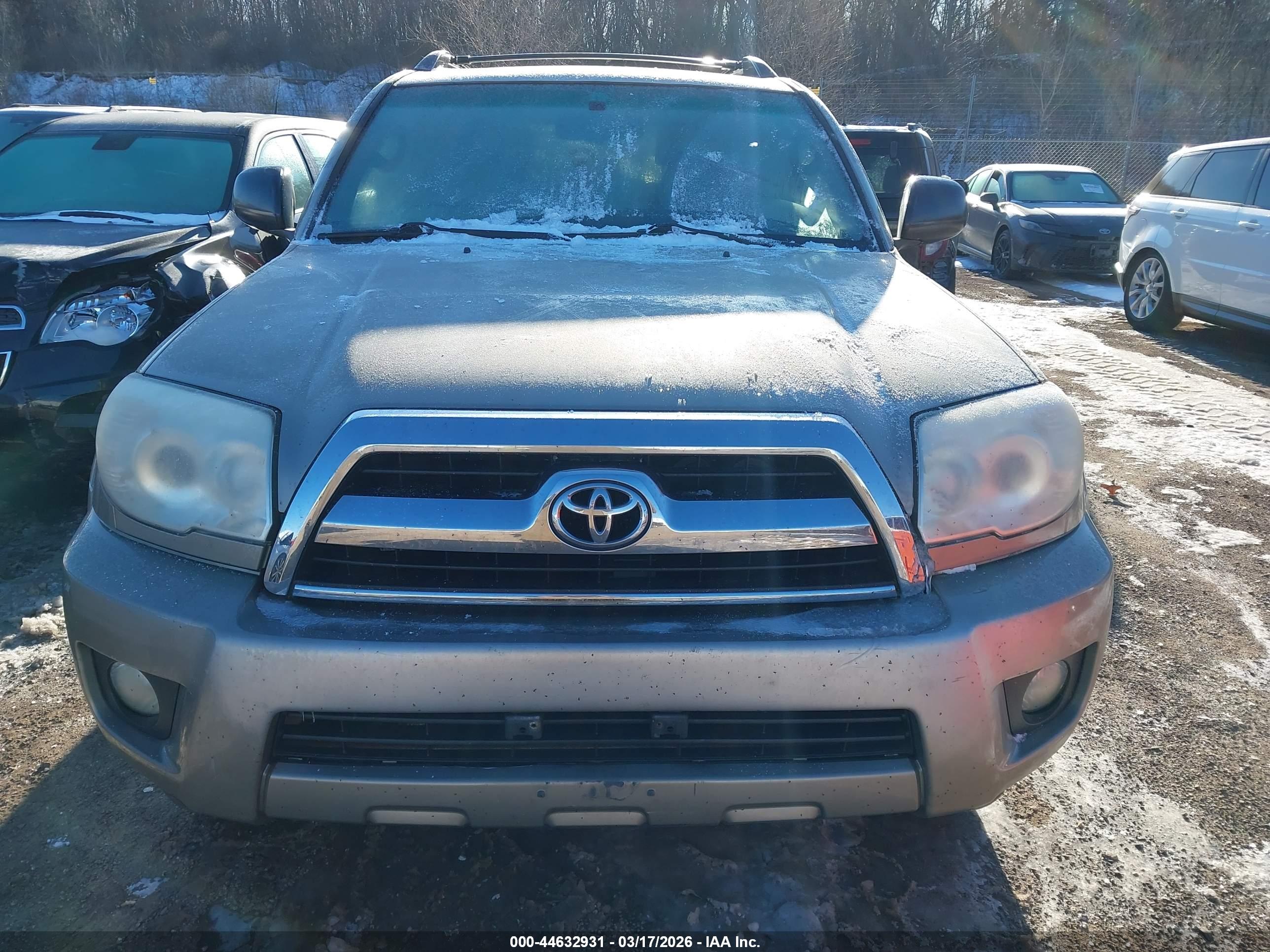 TOYOTA 4RUNNER image 6