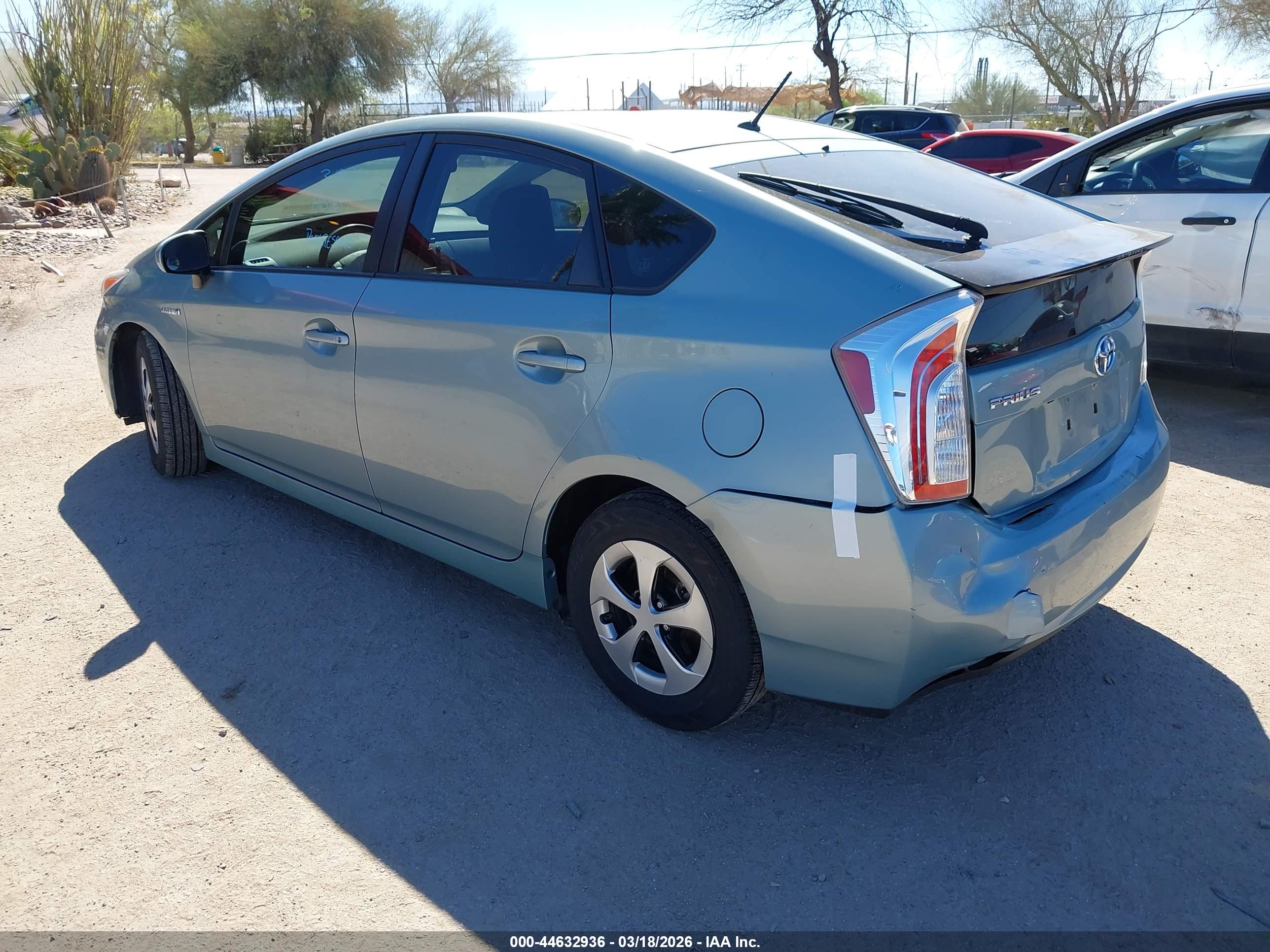 TOYOTA PRIUS image 3