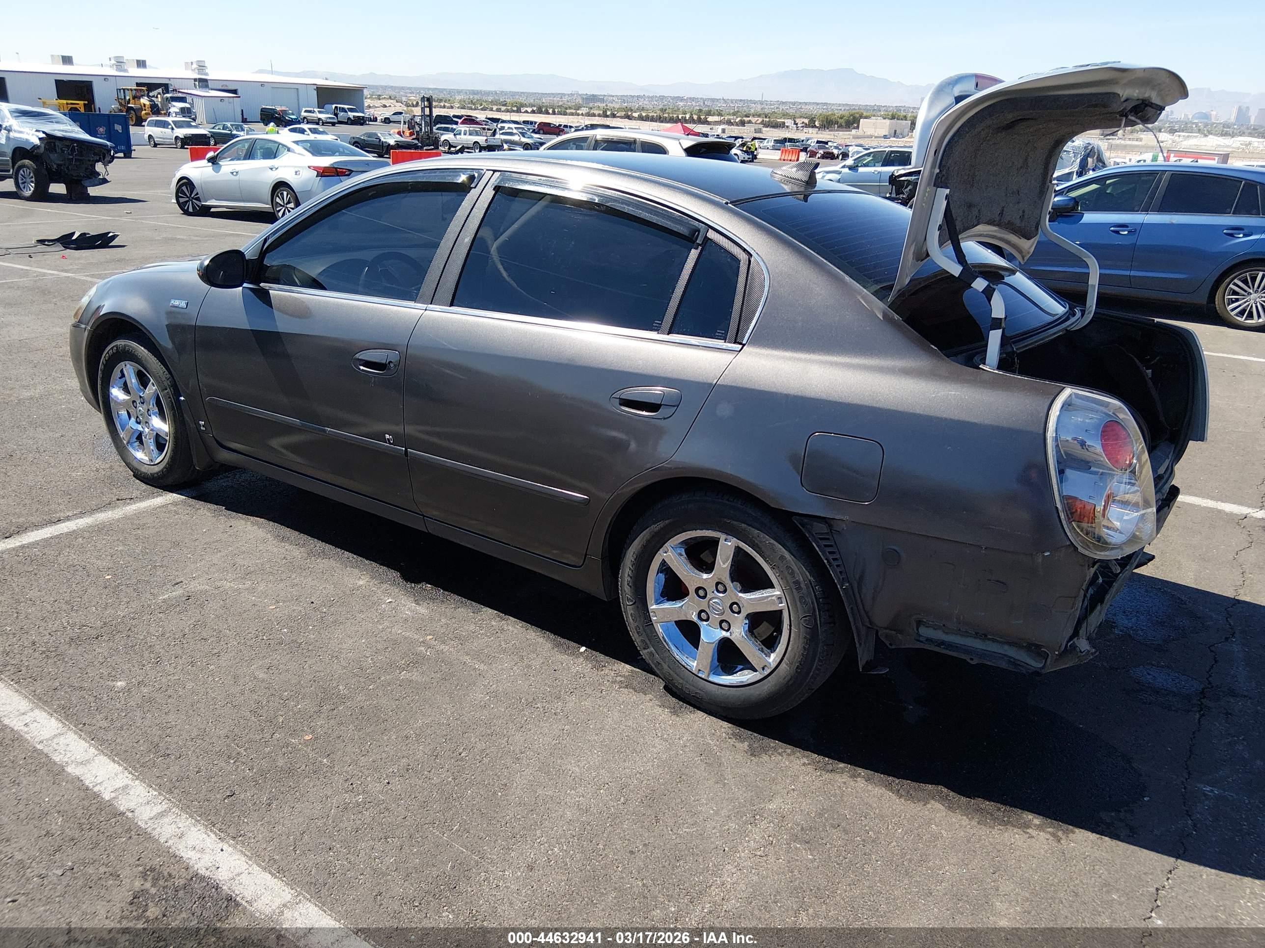 NISSAN ALTIMA image 3