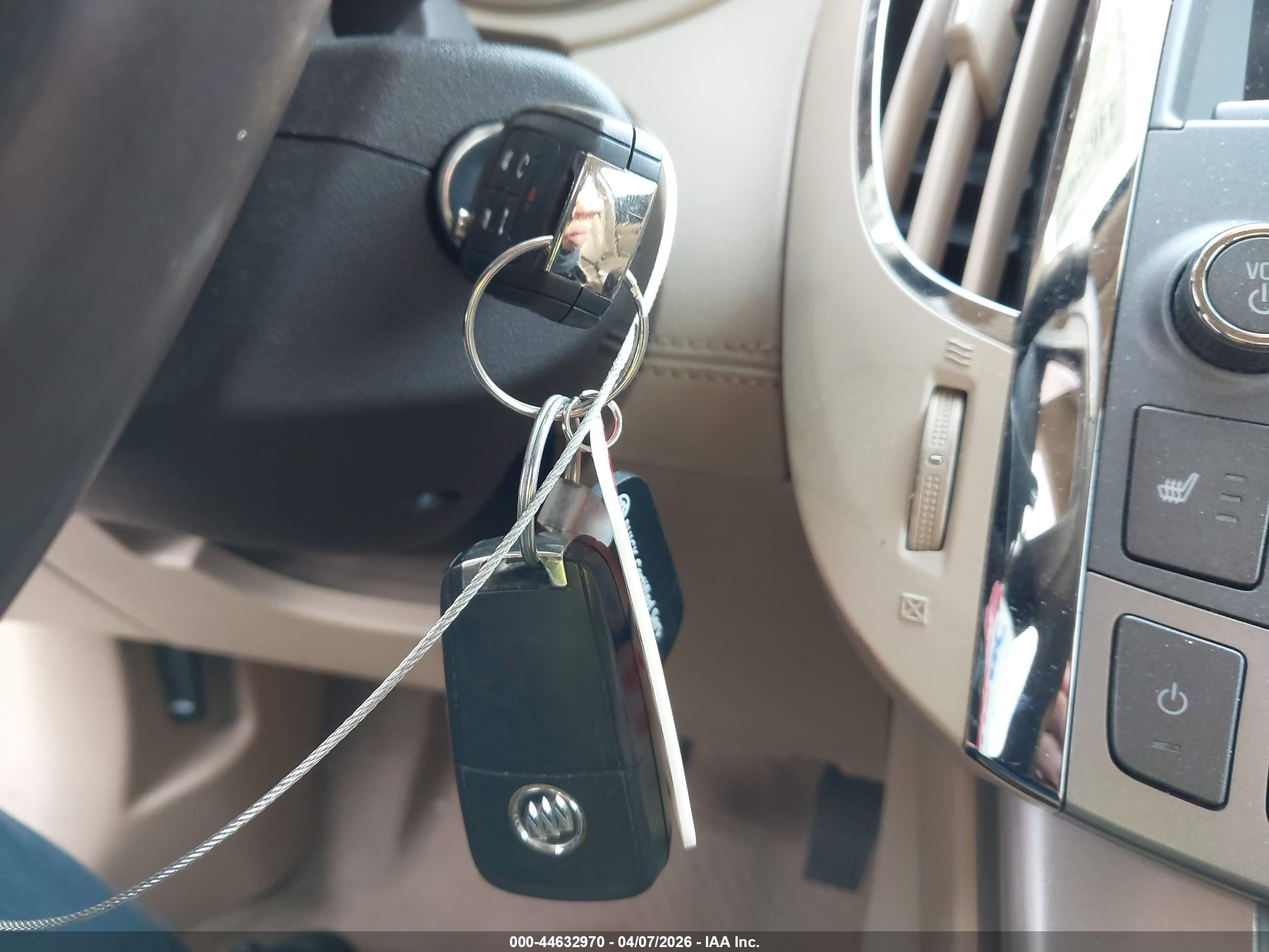 BUICK LACROSSE image 11