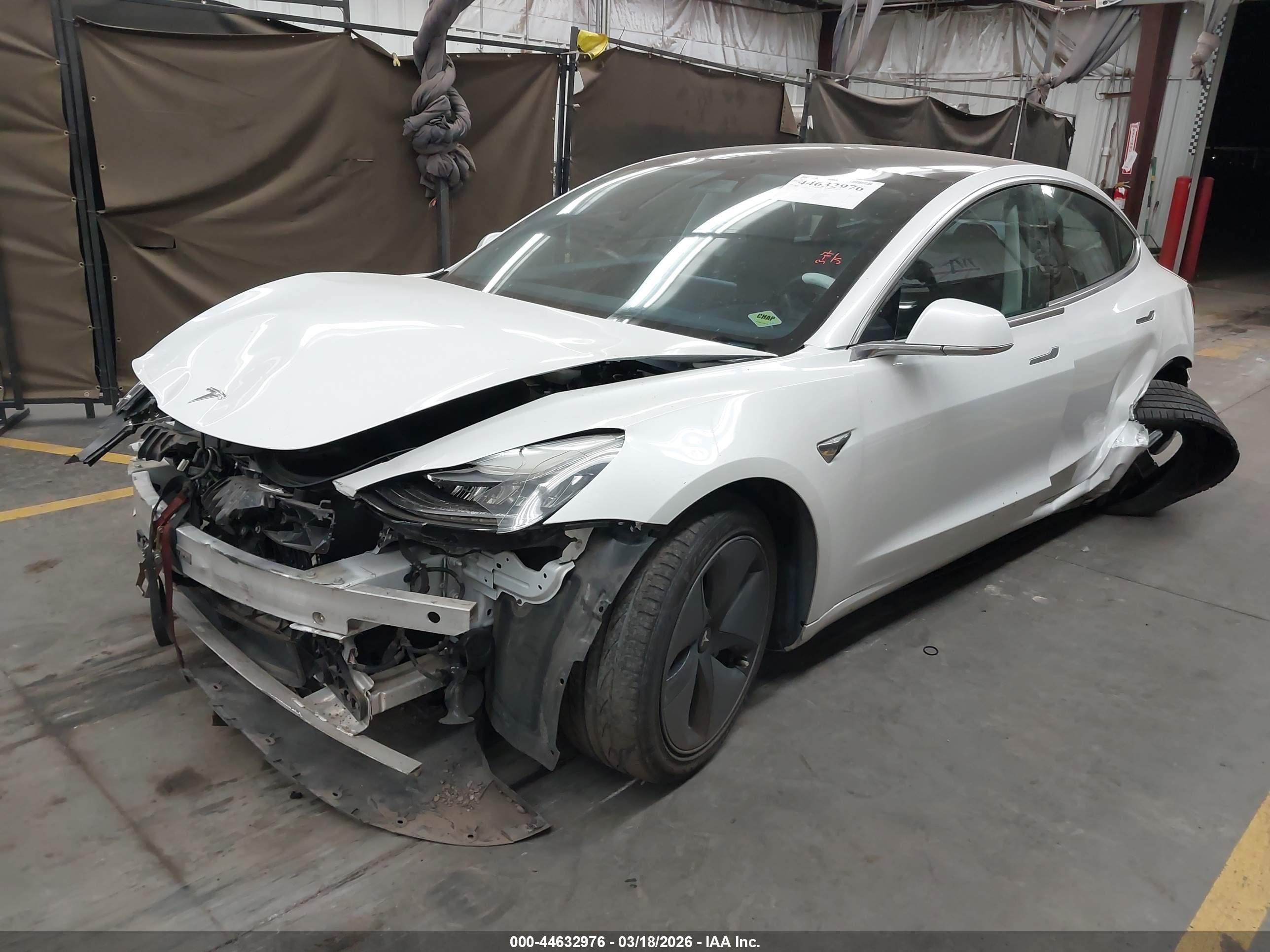 TESLA MODEL image 2