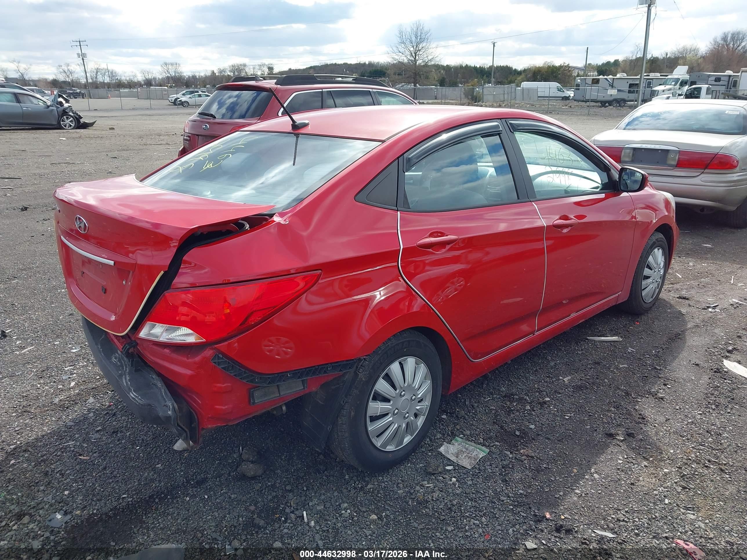 HYUNDAI ACCENT image 4