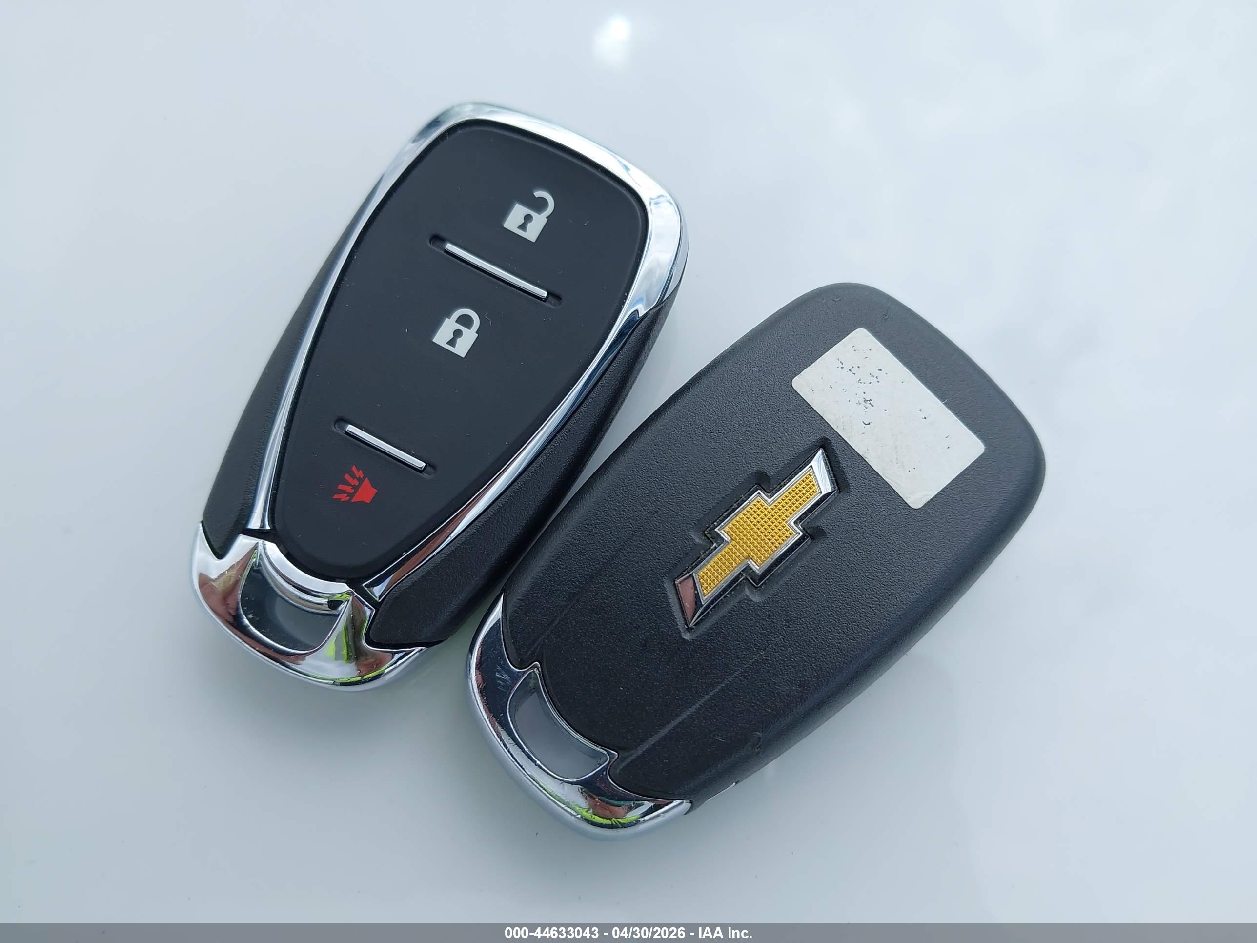 CHEVROLET EQUINOX image 11