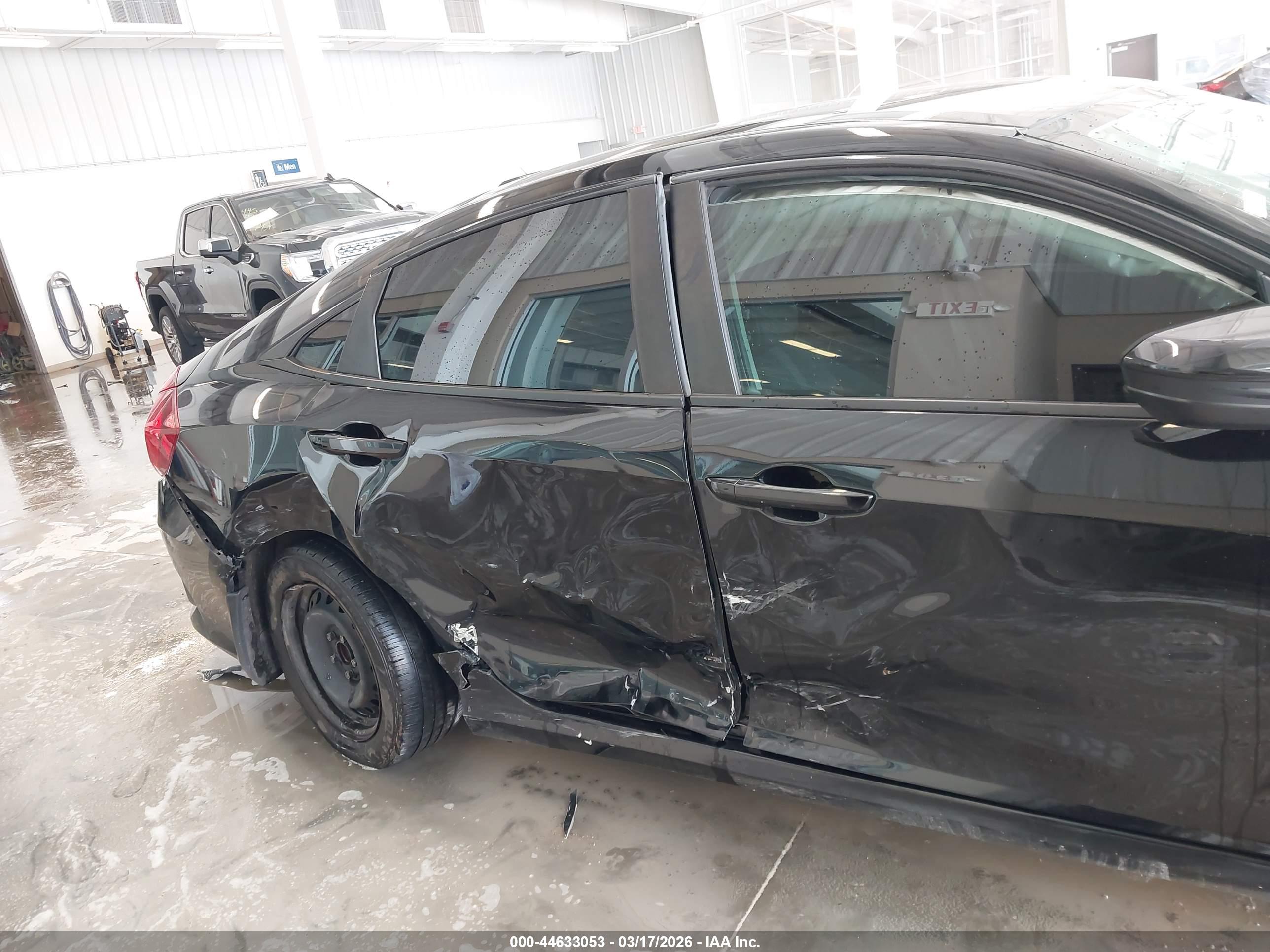 HONDA CIVIC image 6