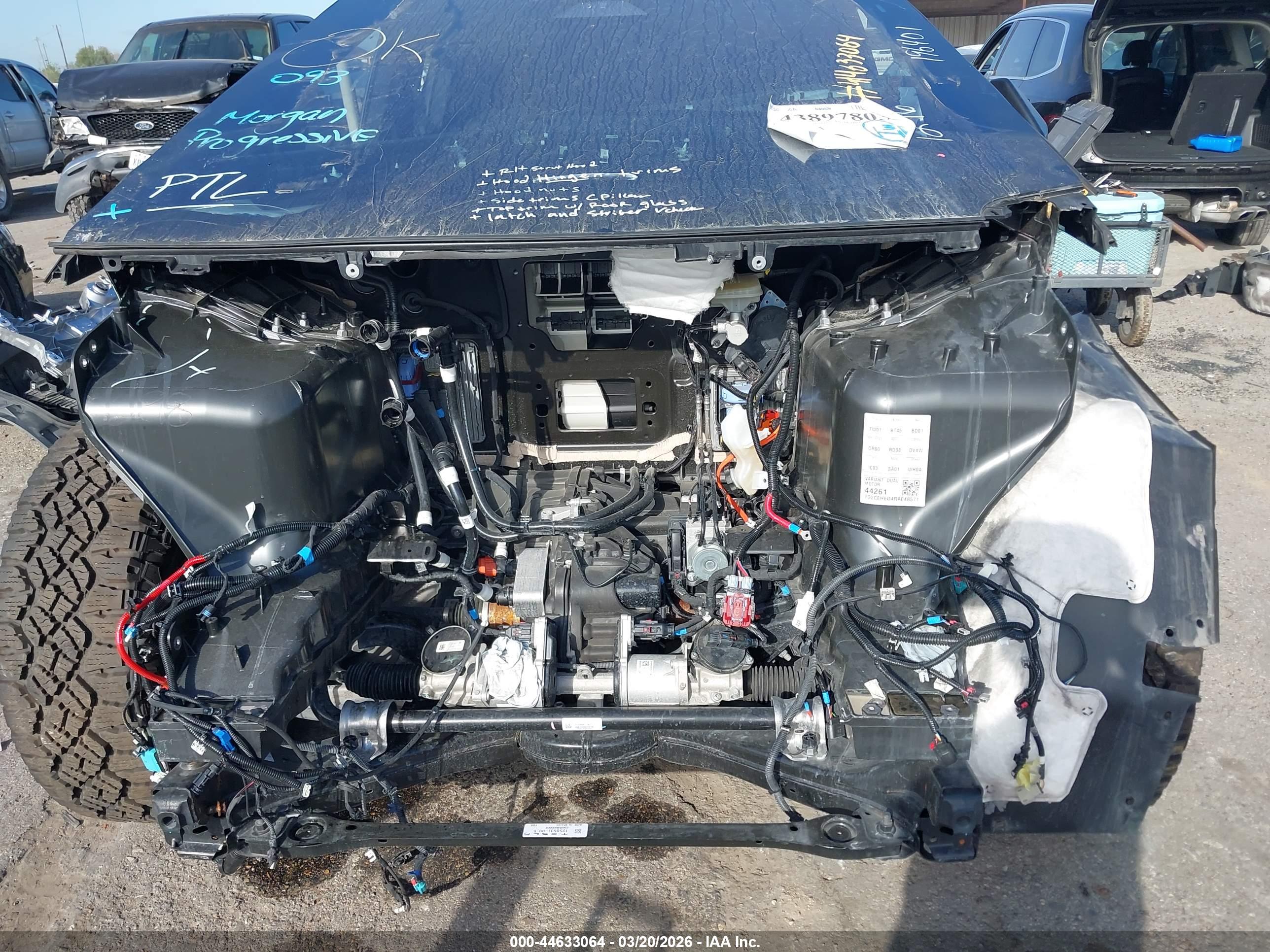 TESLA CYBERTRUCK image 10