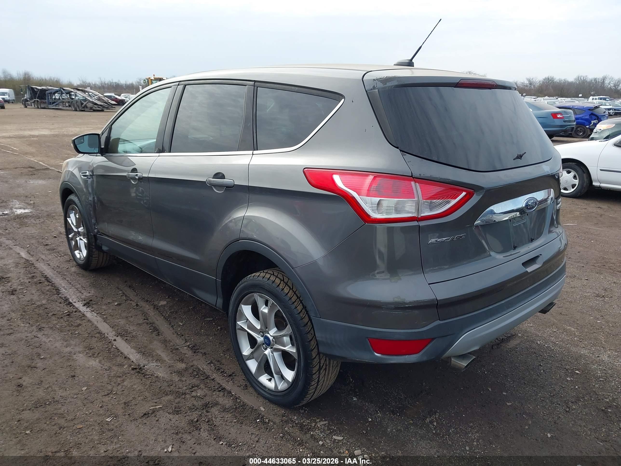 FORD ESCAPE image 3