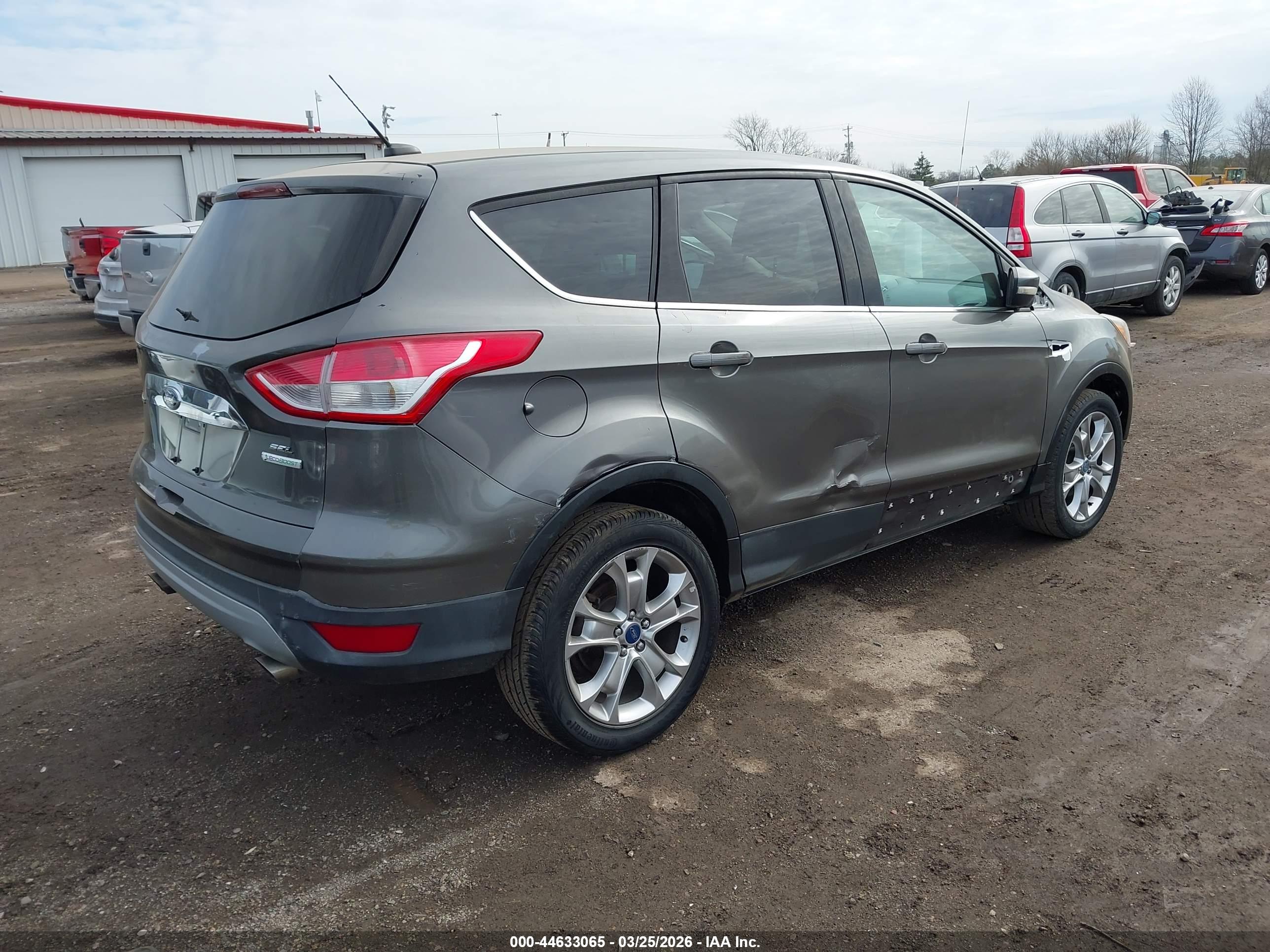 FORD ESCAPE image 4