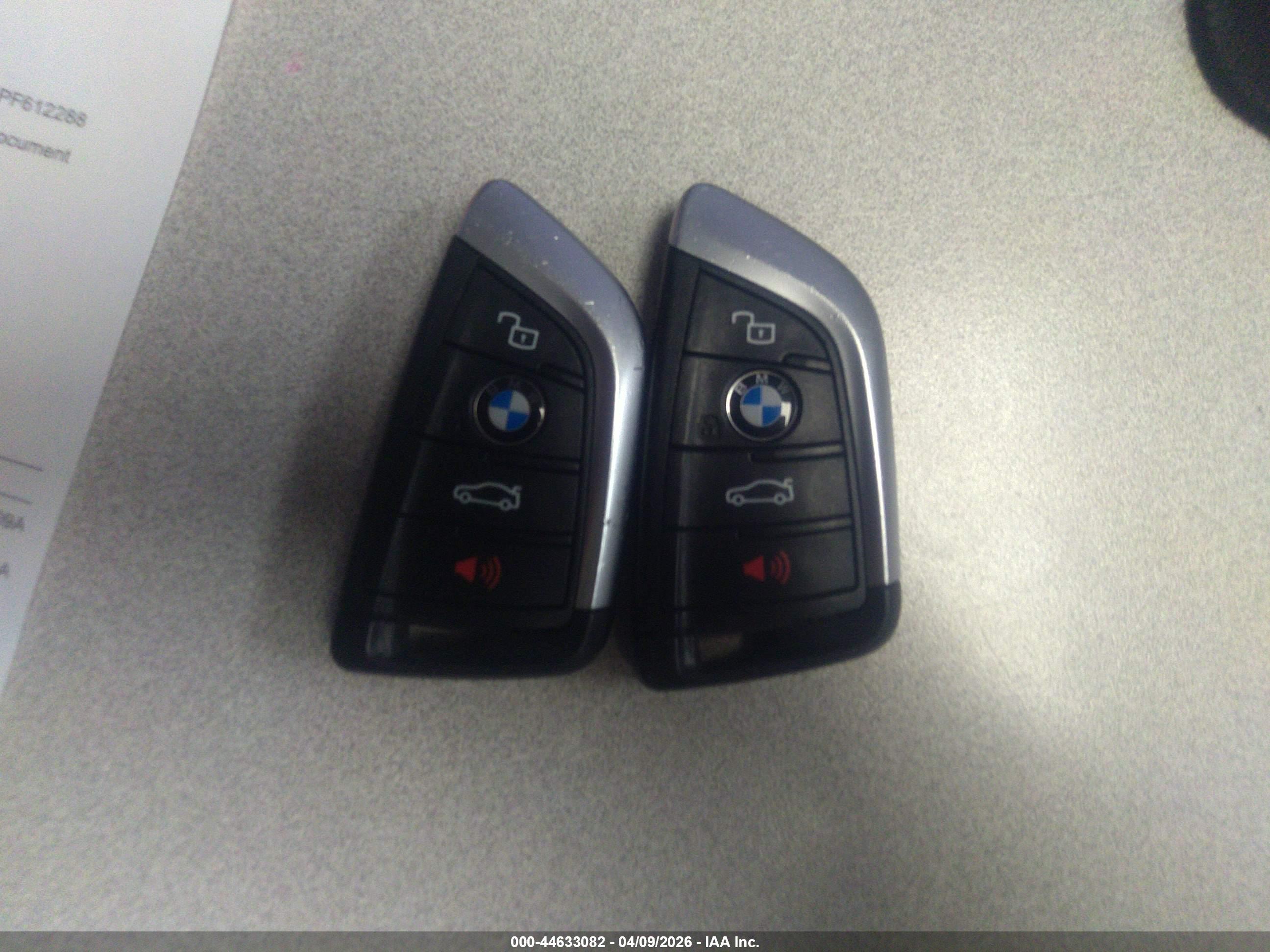 BMW 330I image 11