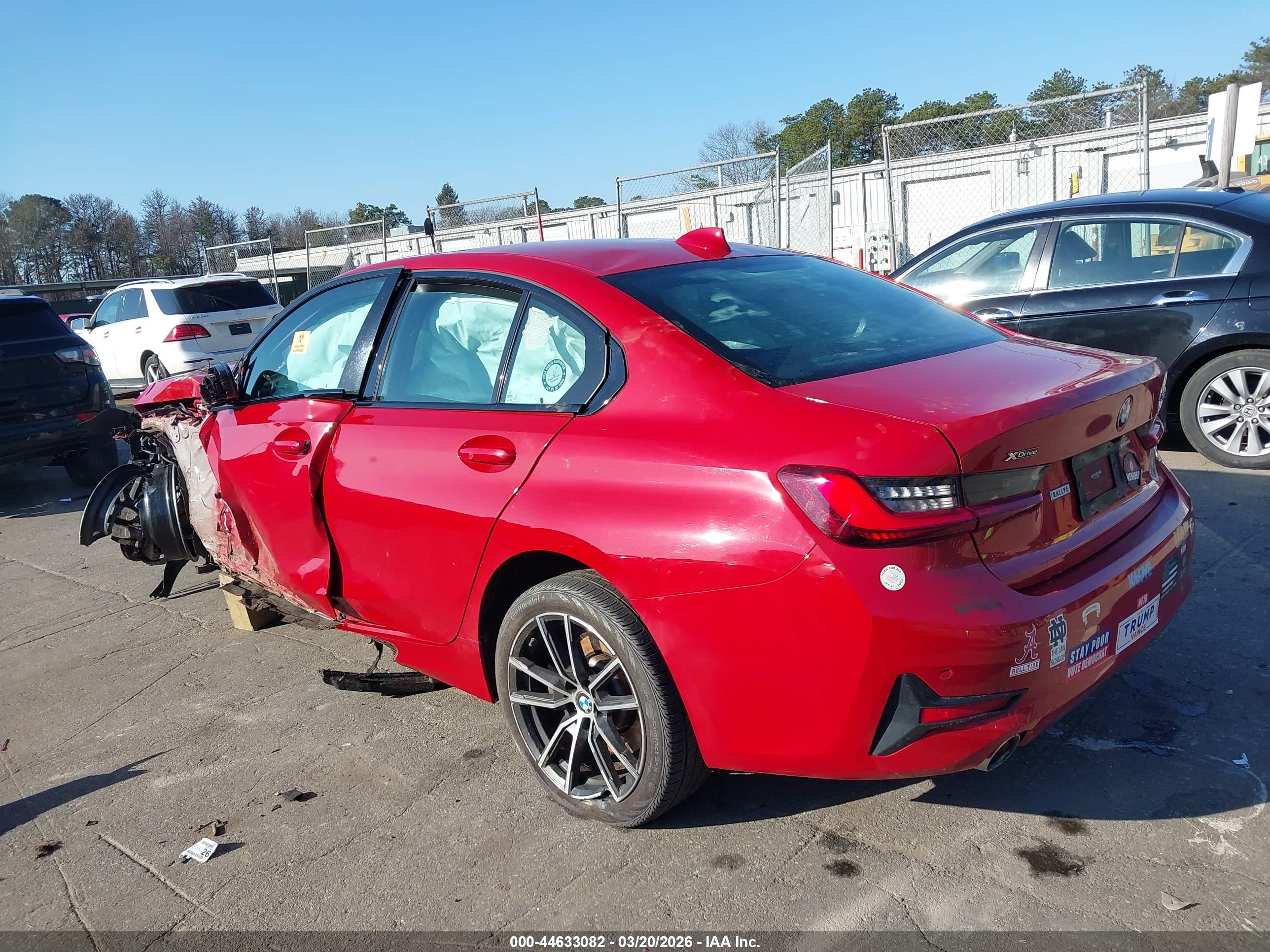 BMW 330I image 3