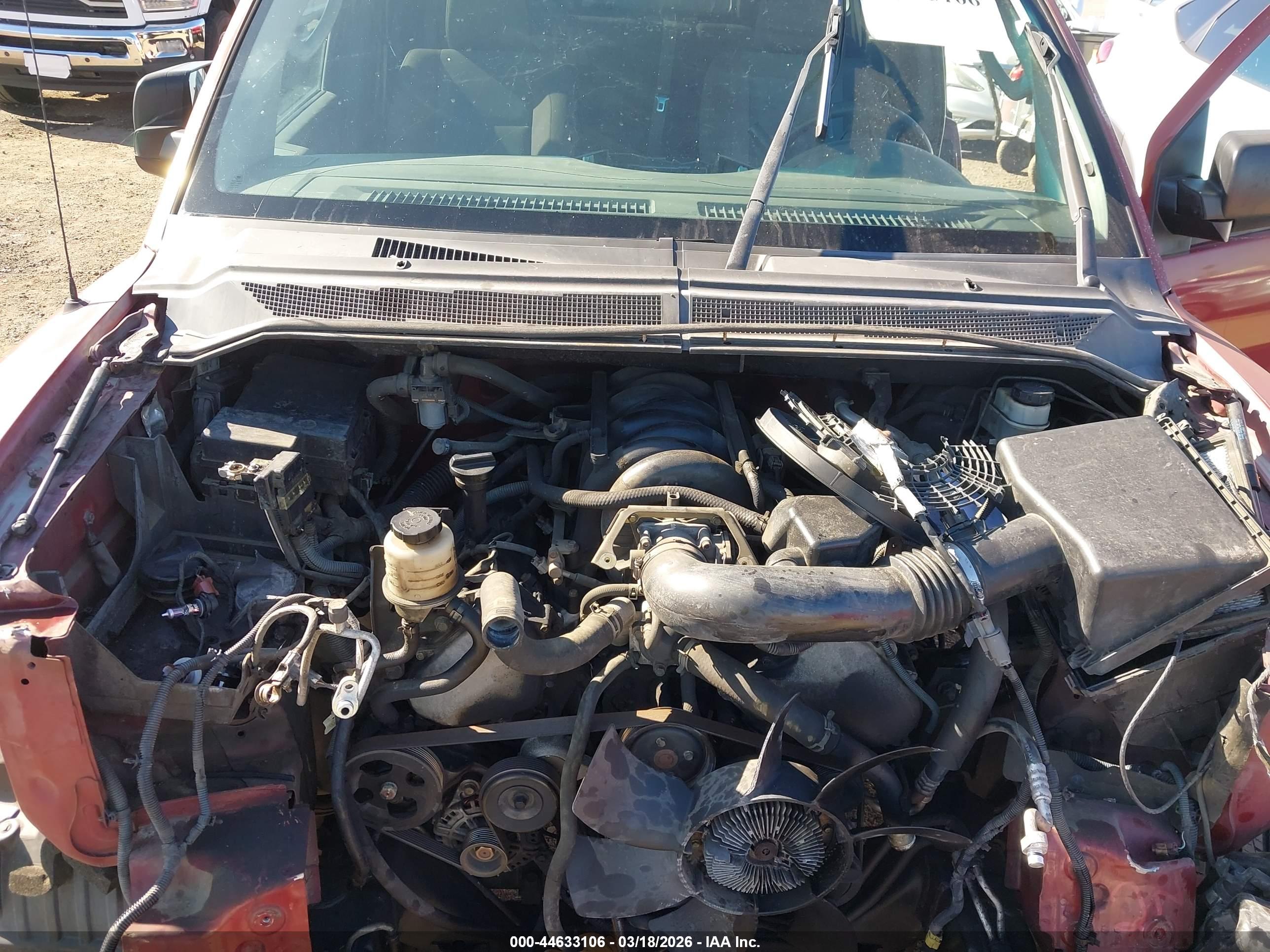 NISSAN TITAN image 10