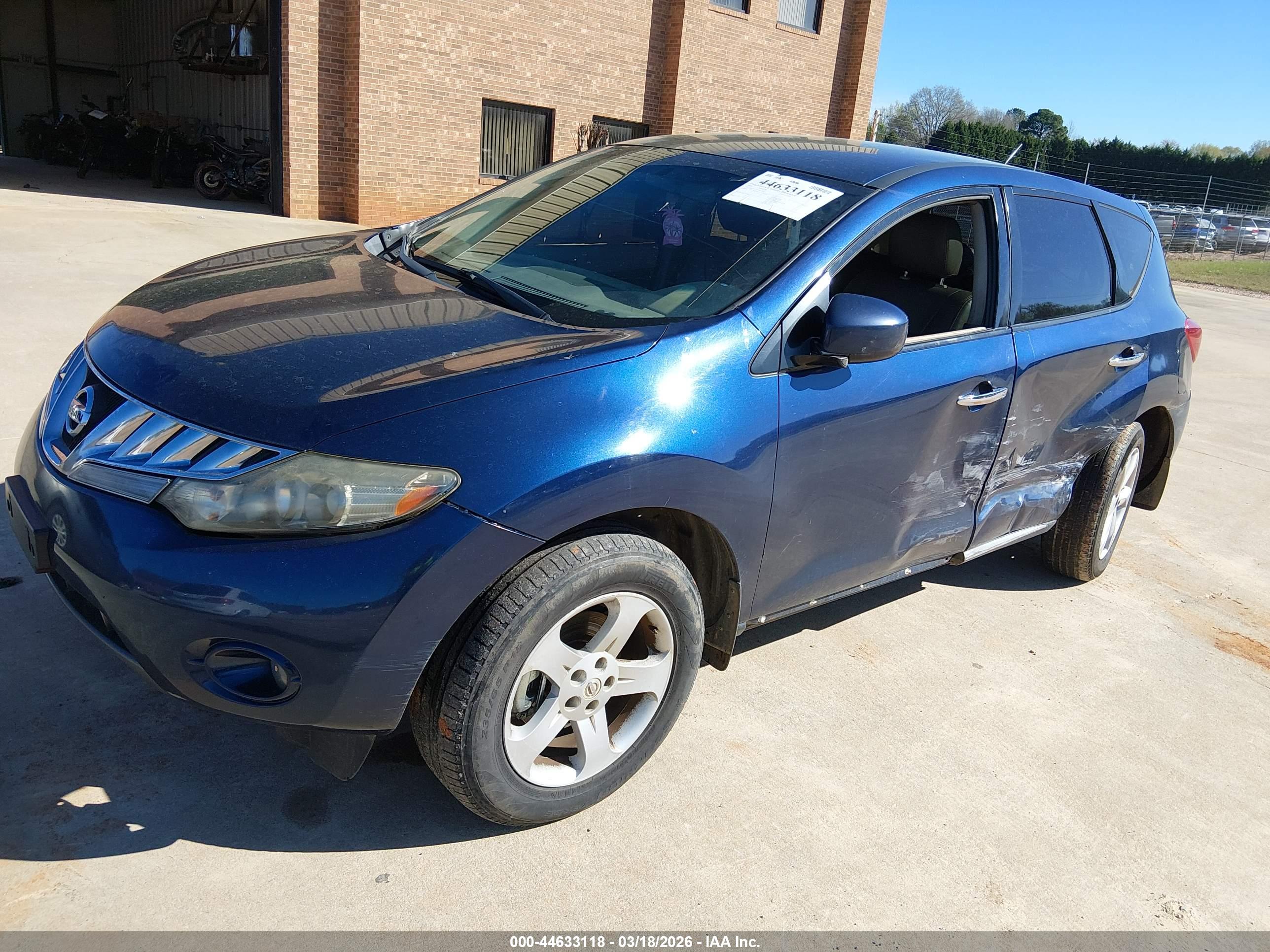 NISSAN MURANO image 2