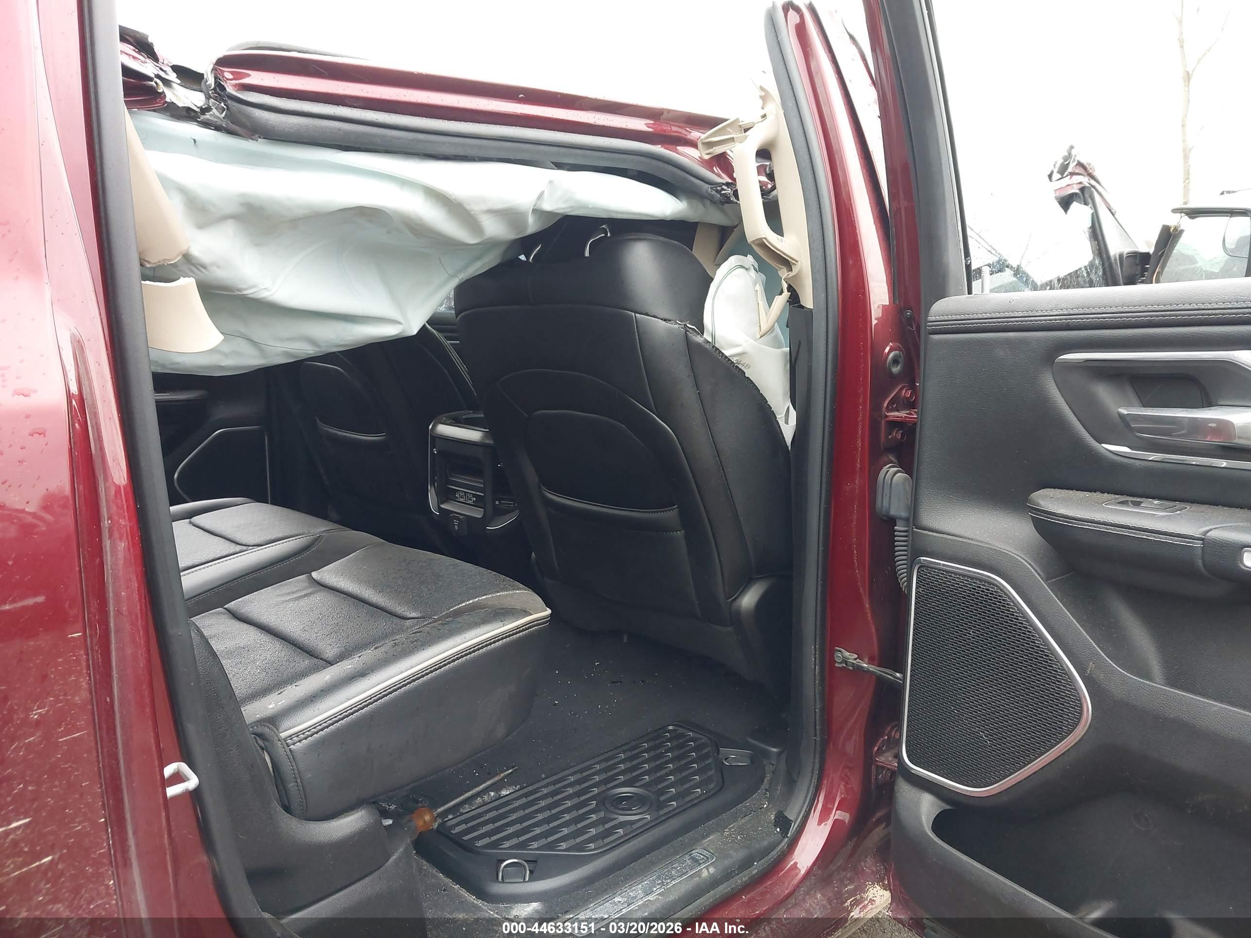 RAM 1500 image 8