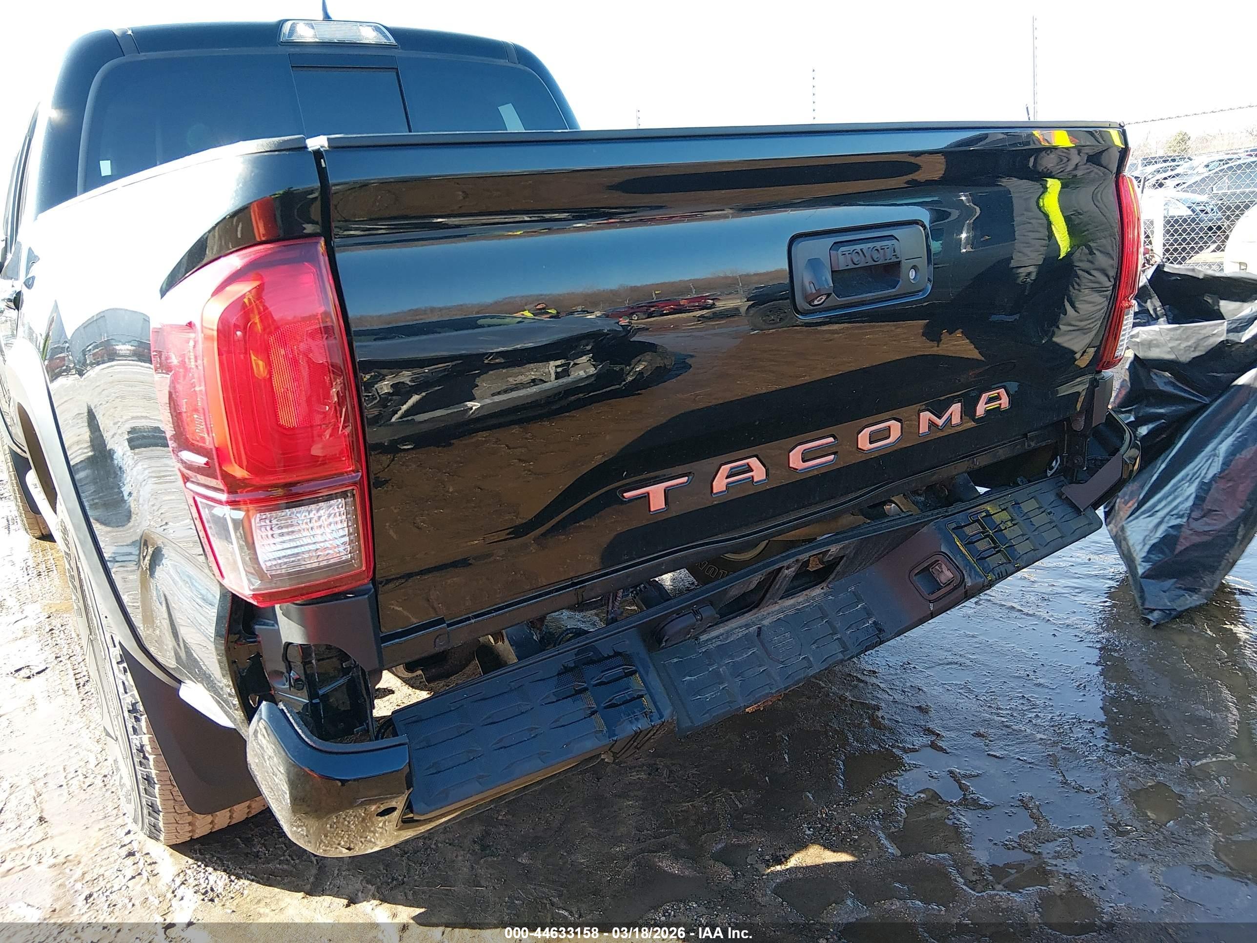 TOYOTA TACOMA image 6