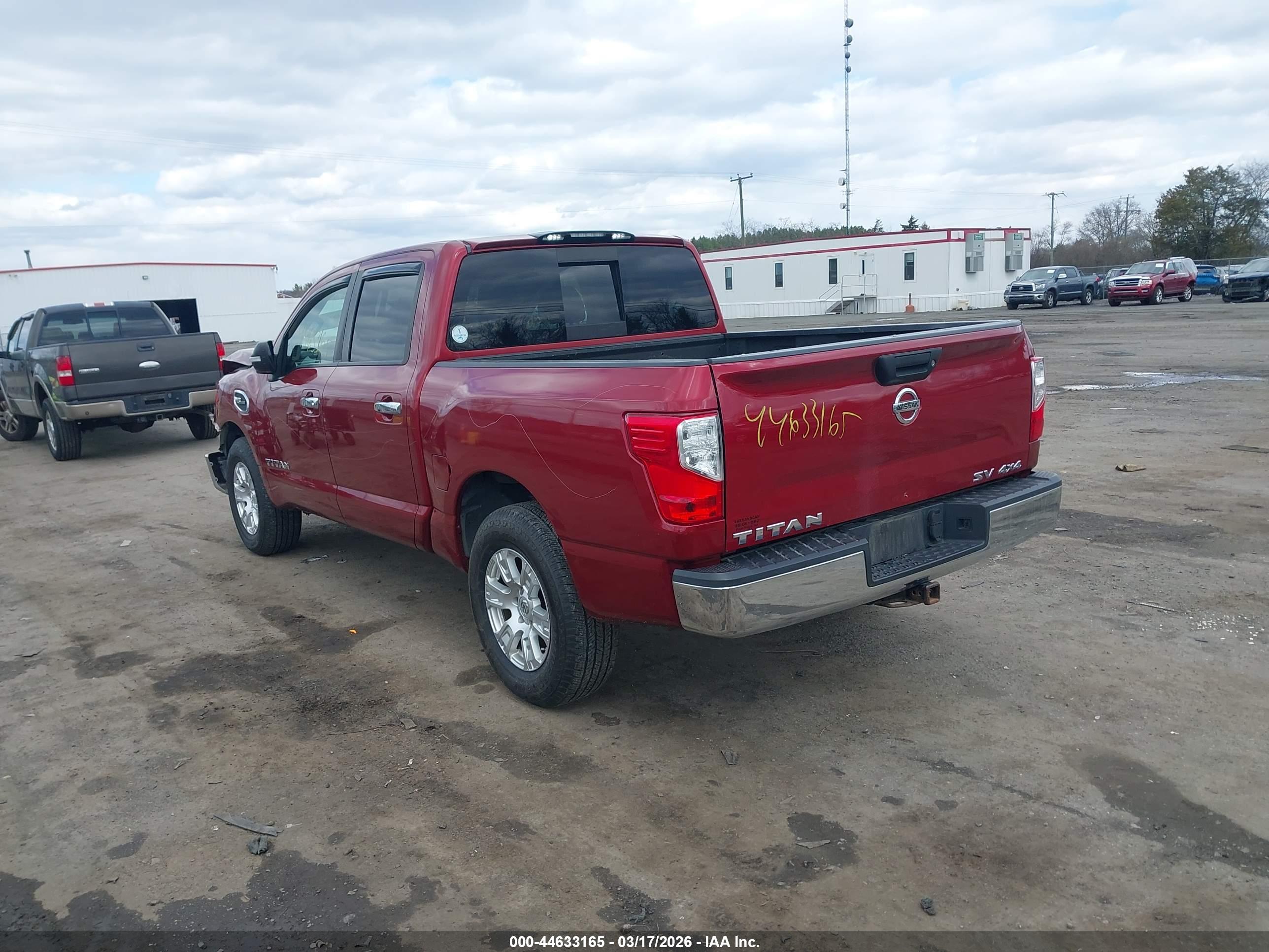 NISSAN TITAN image 3