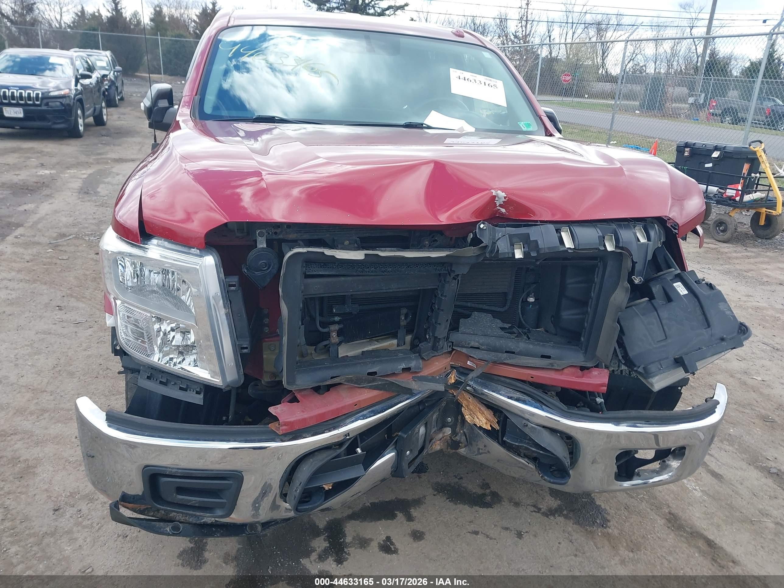 NISSAN TITAN image 6