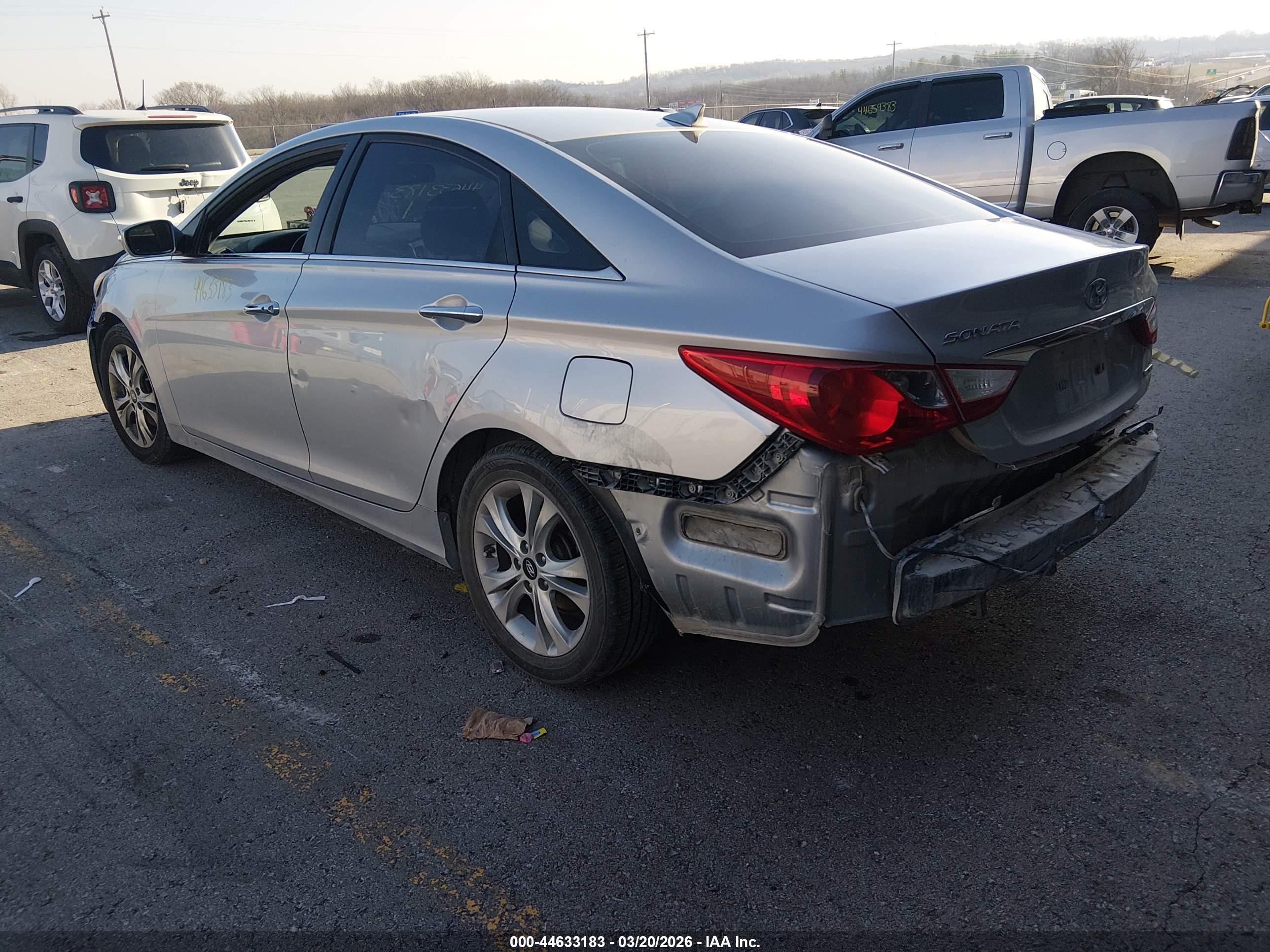 HYUNDAI SONATA image 3