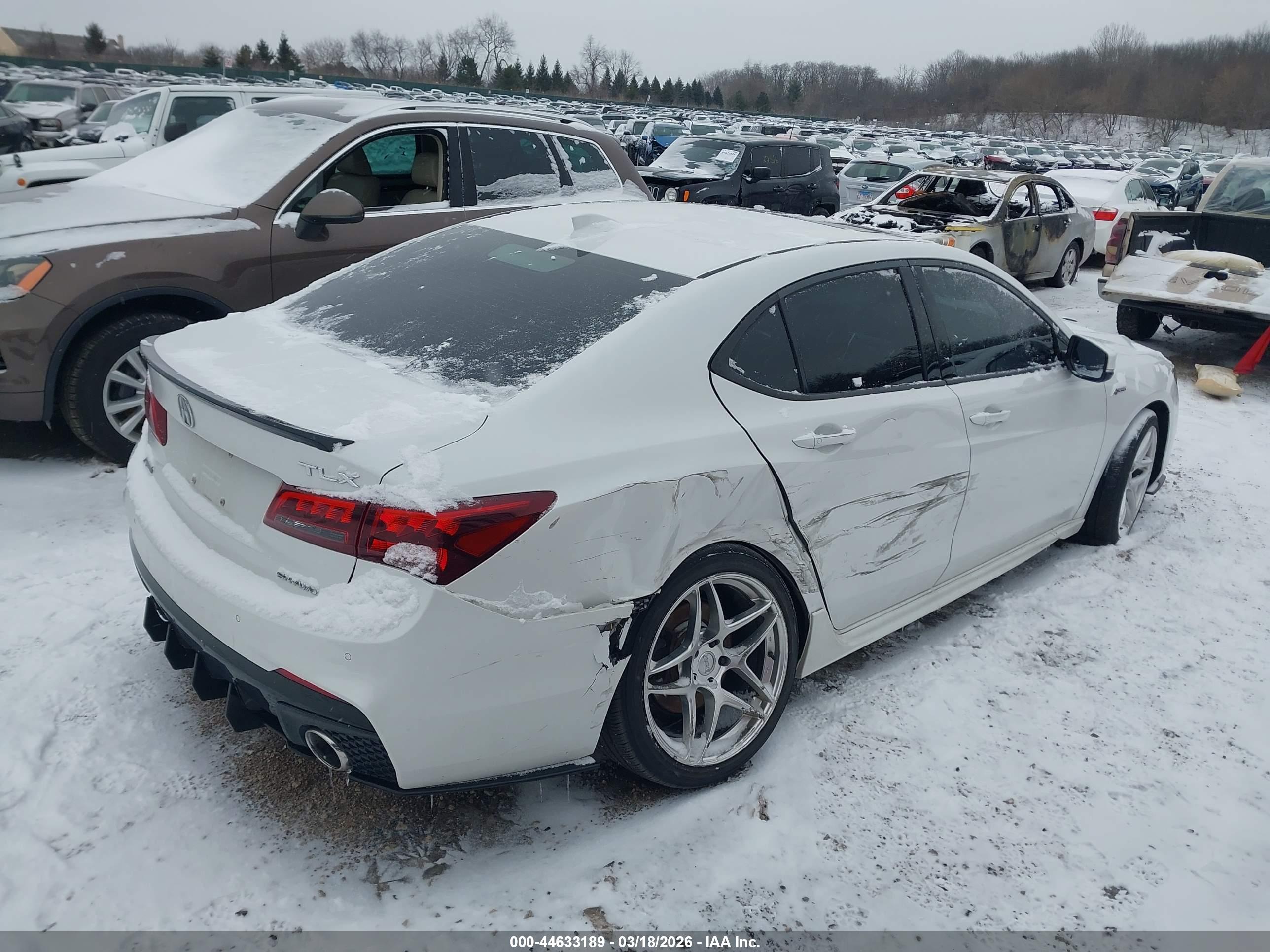 ACURA TLX image 4
