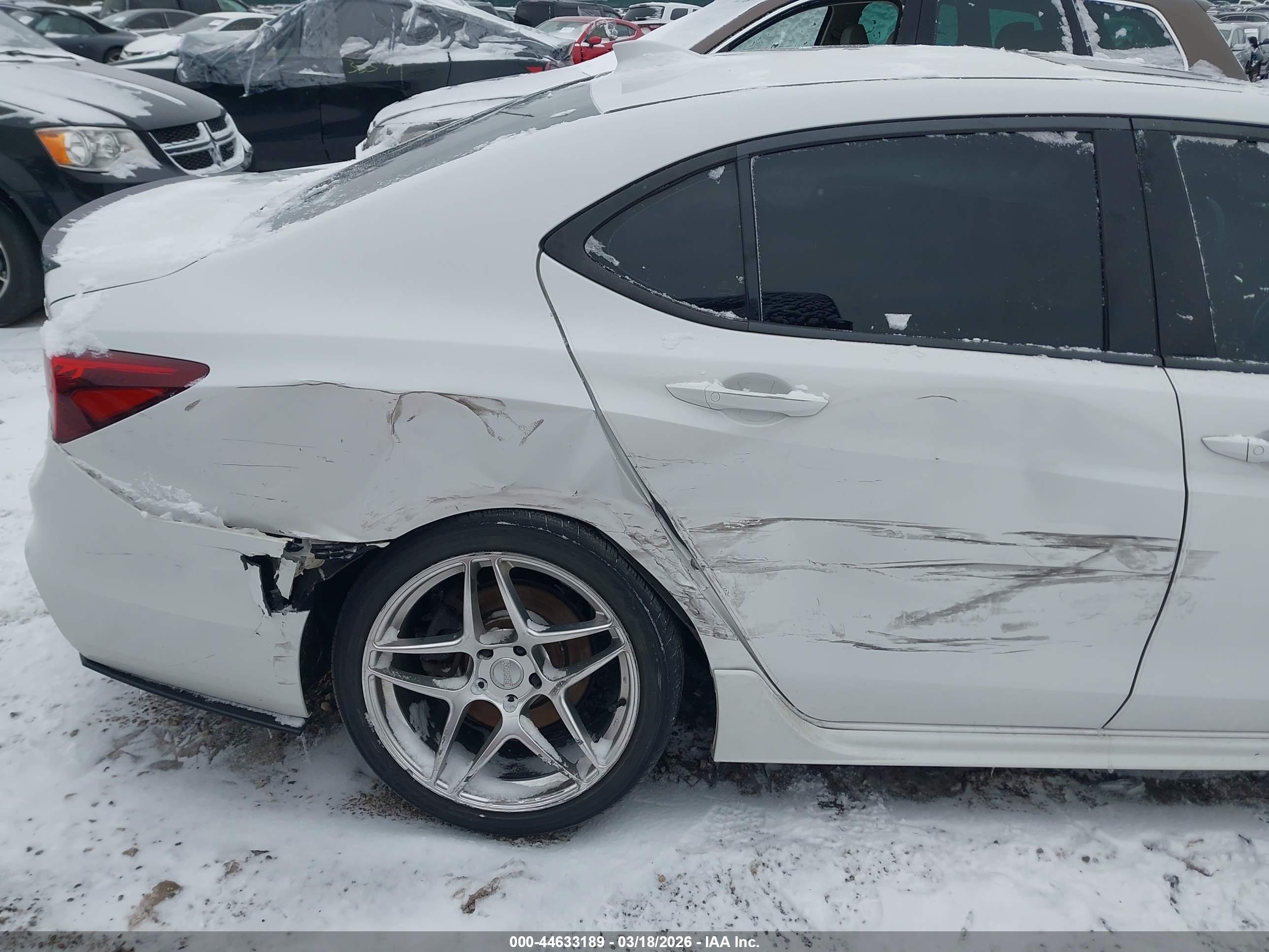 ACURA TLX image 6