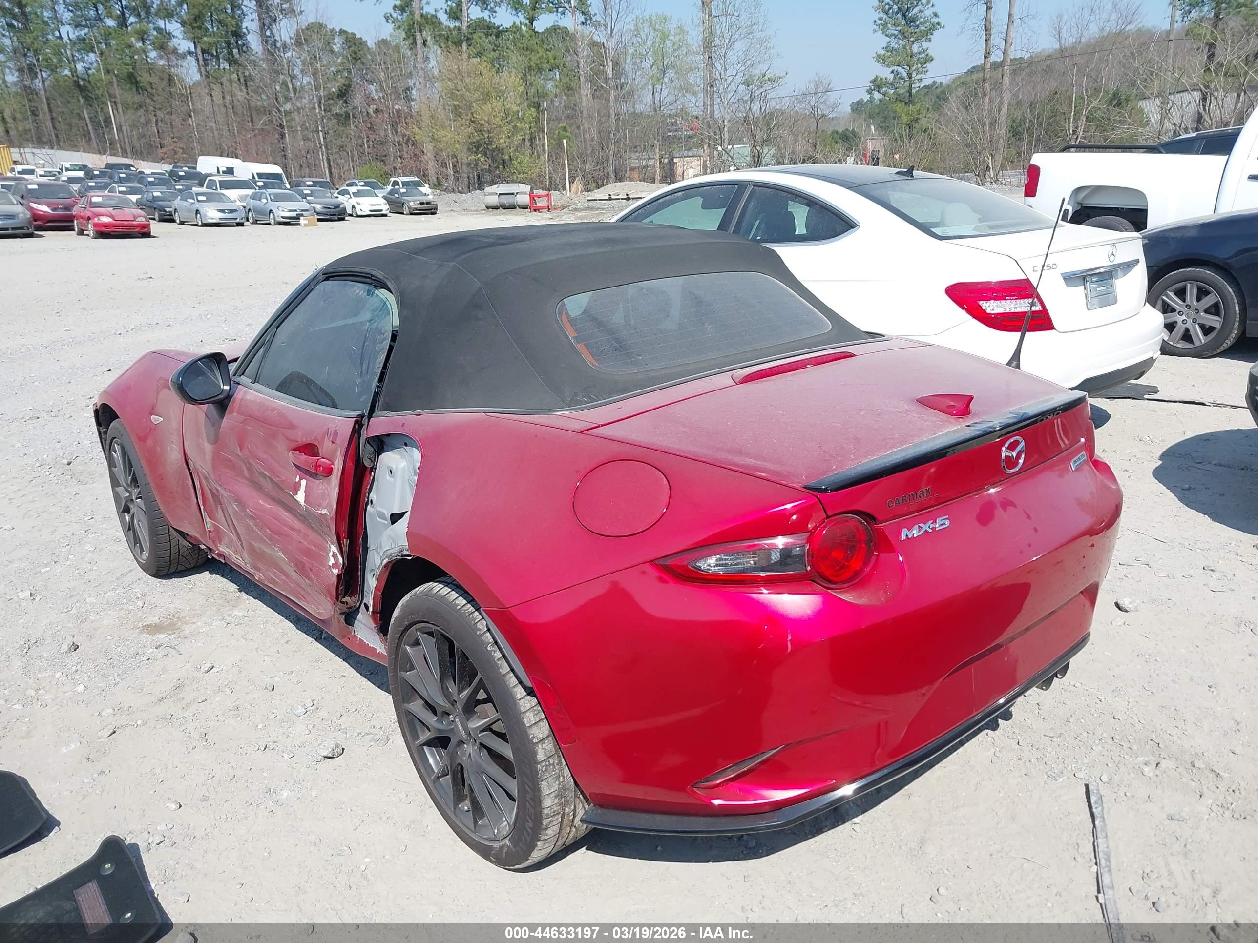 MAZDA MX-5 image 3
