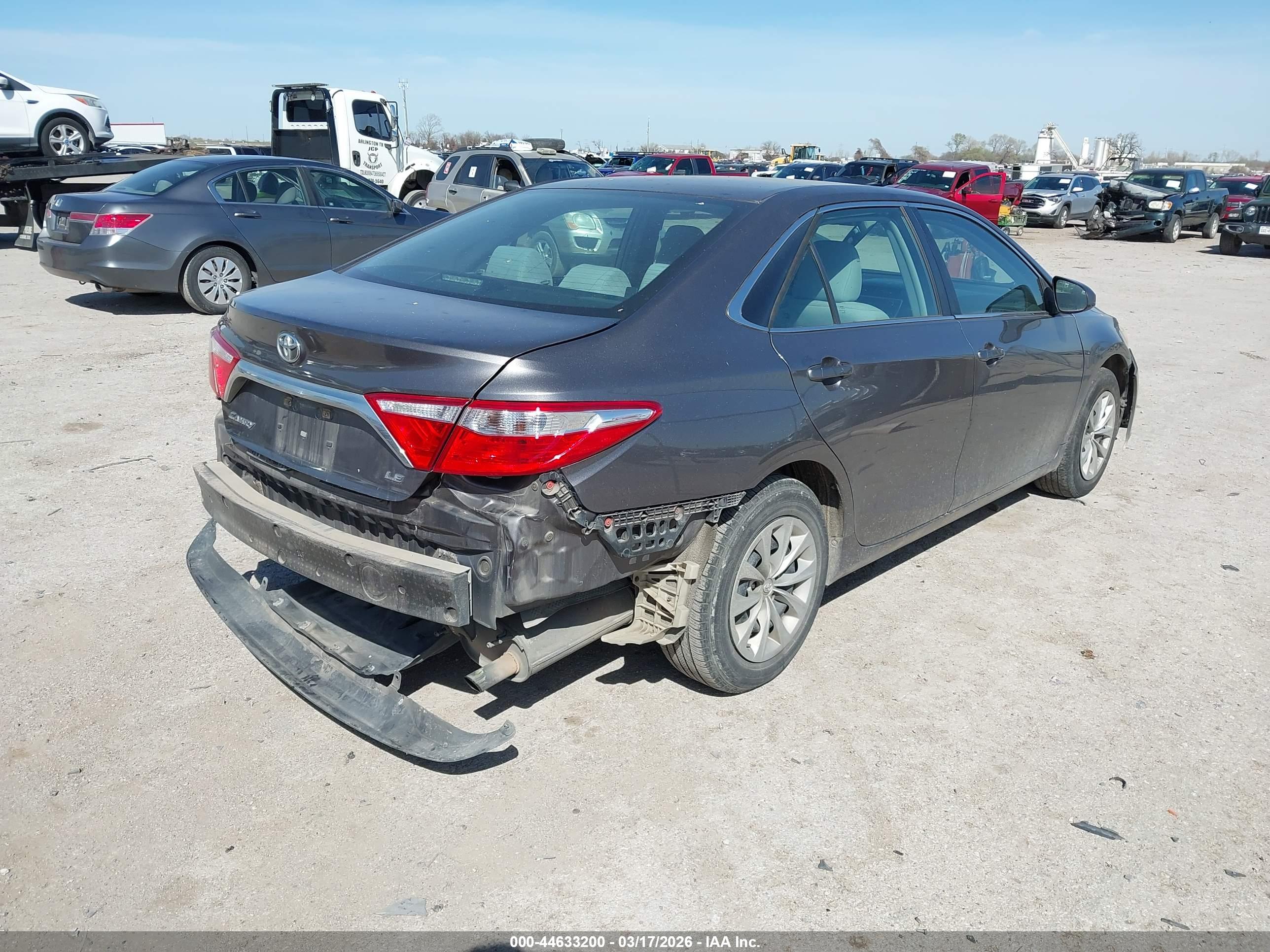 TOYOTA CAMRY image 4