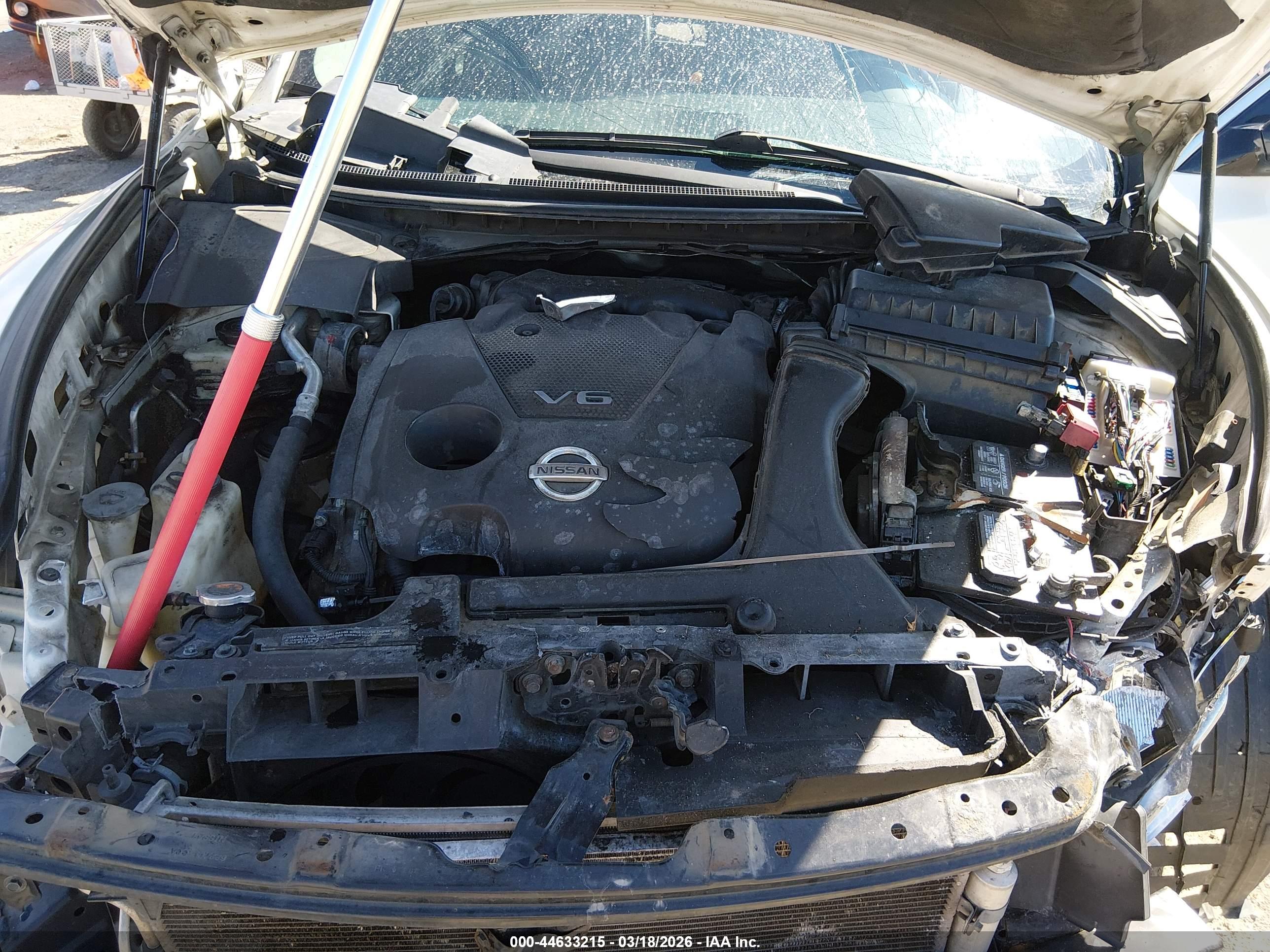 NISSAN MAXIMA image 10