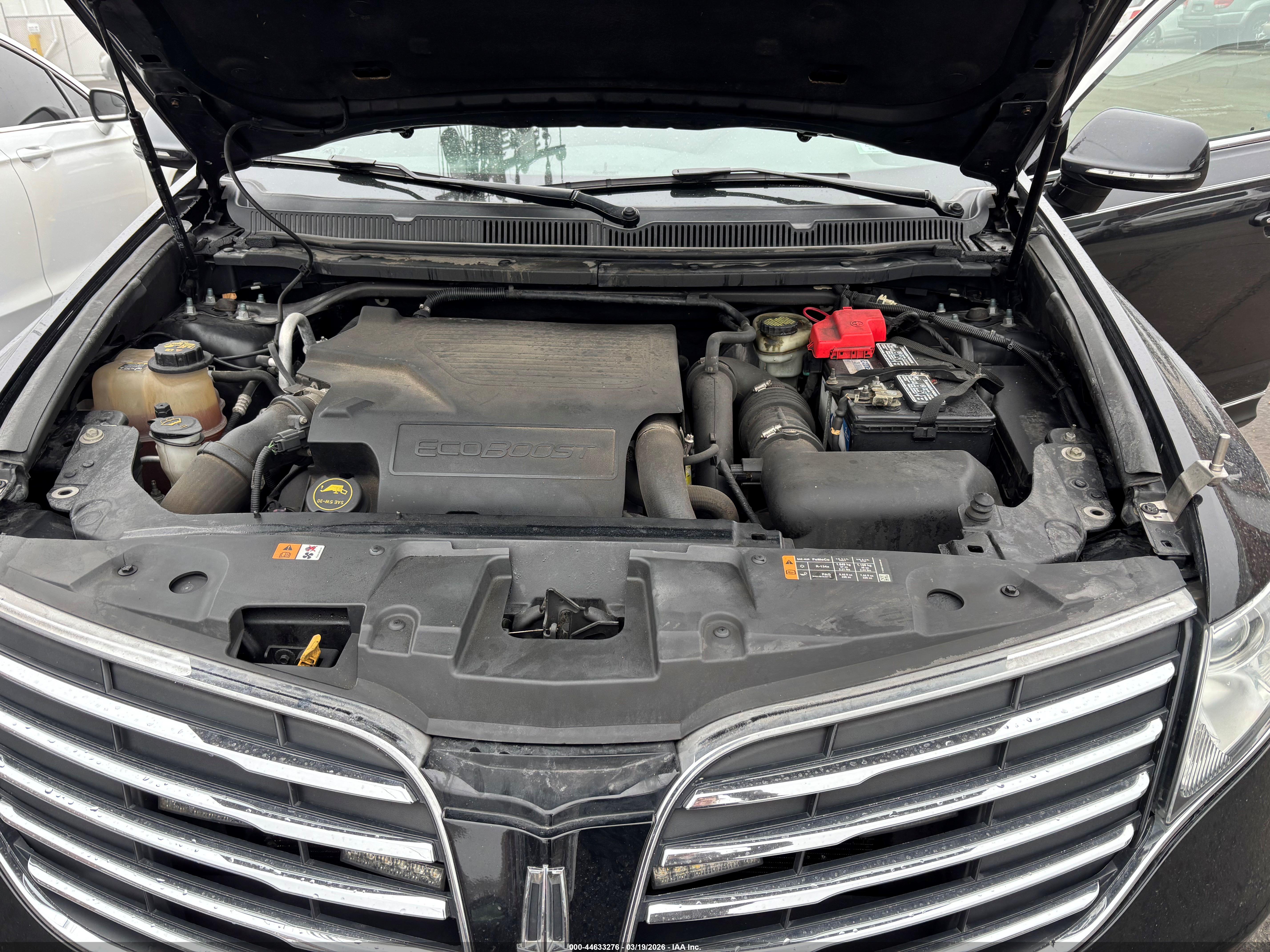 LINCOLN MKT image 10