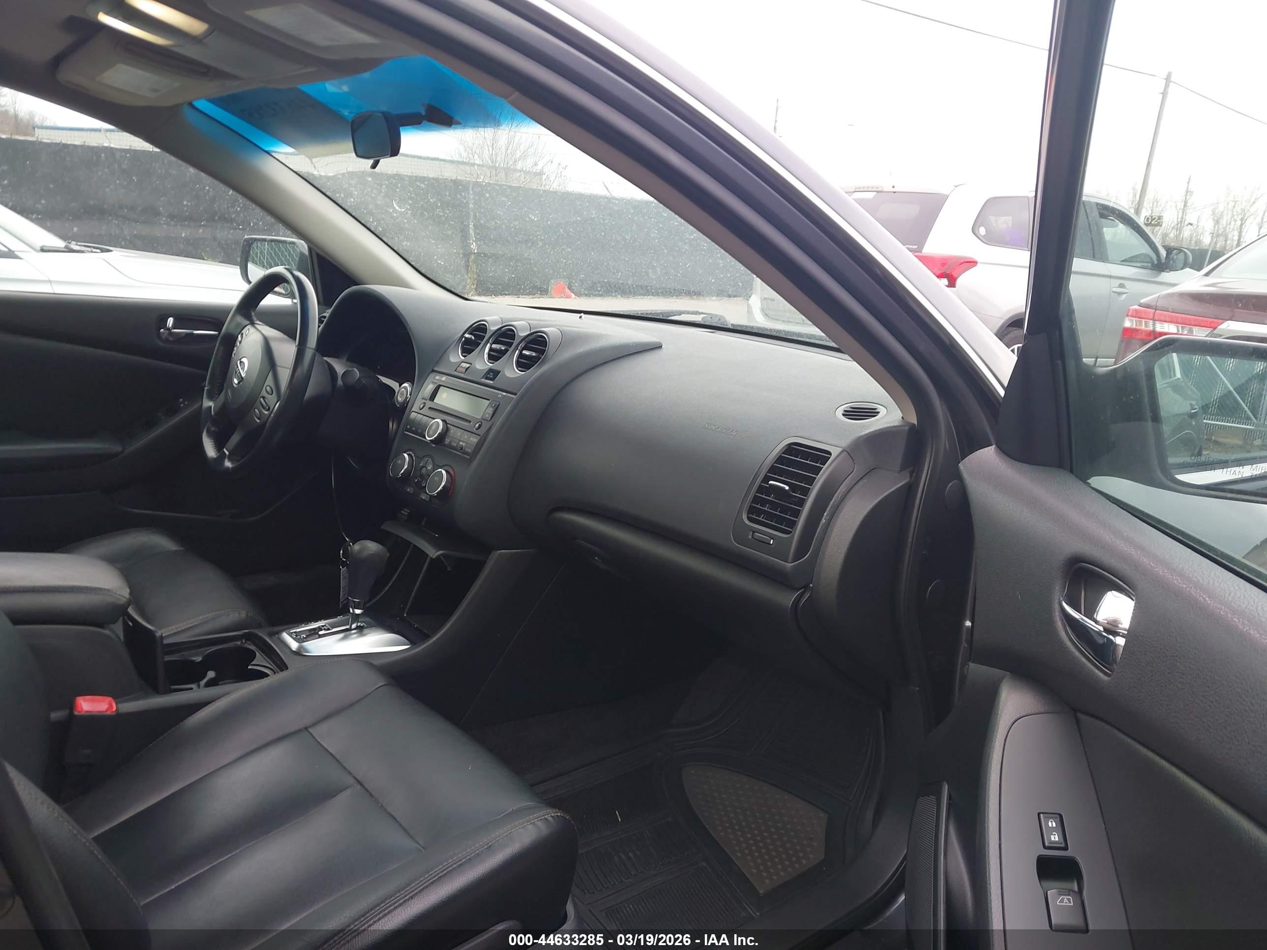 NISSAN ALTIMA image 5
