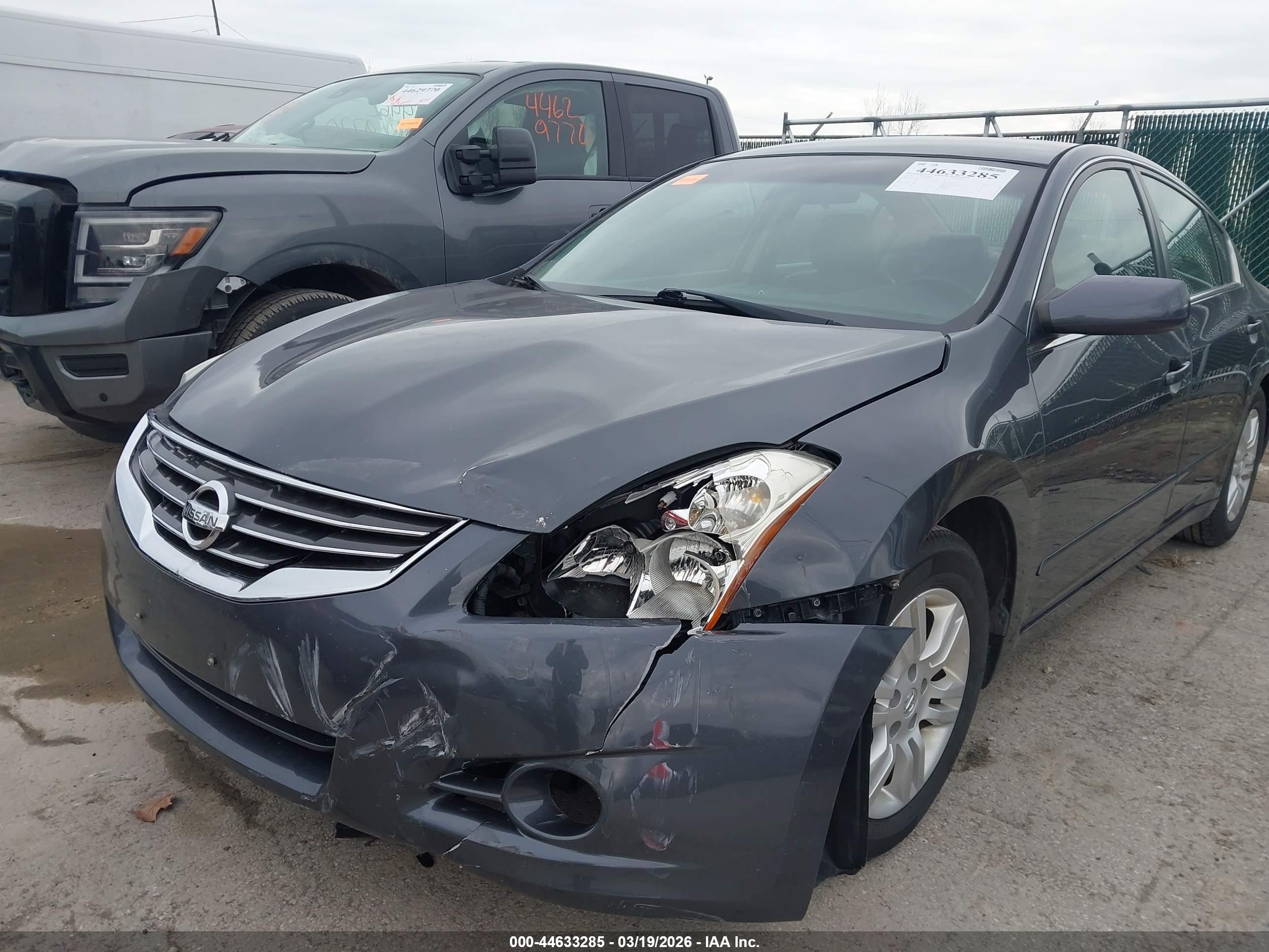 NISSAN ALTIMA image 6