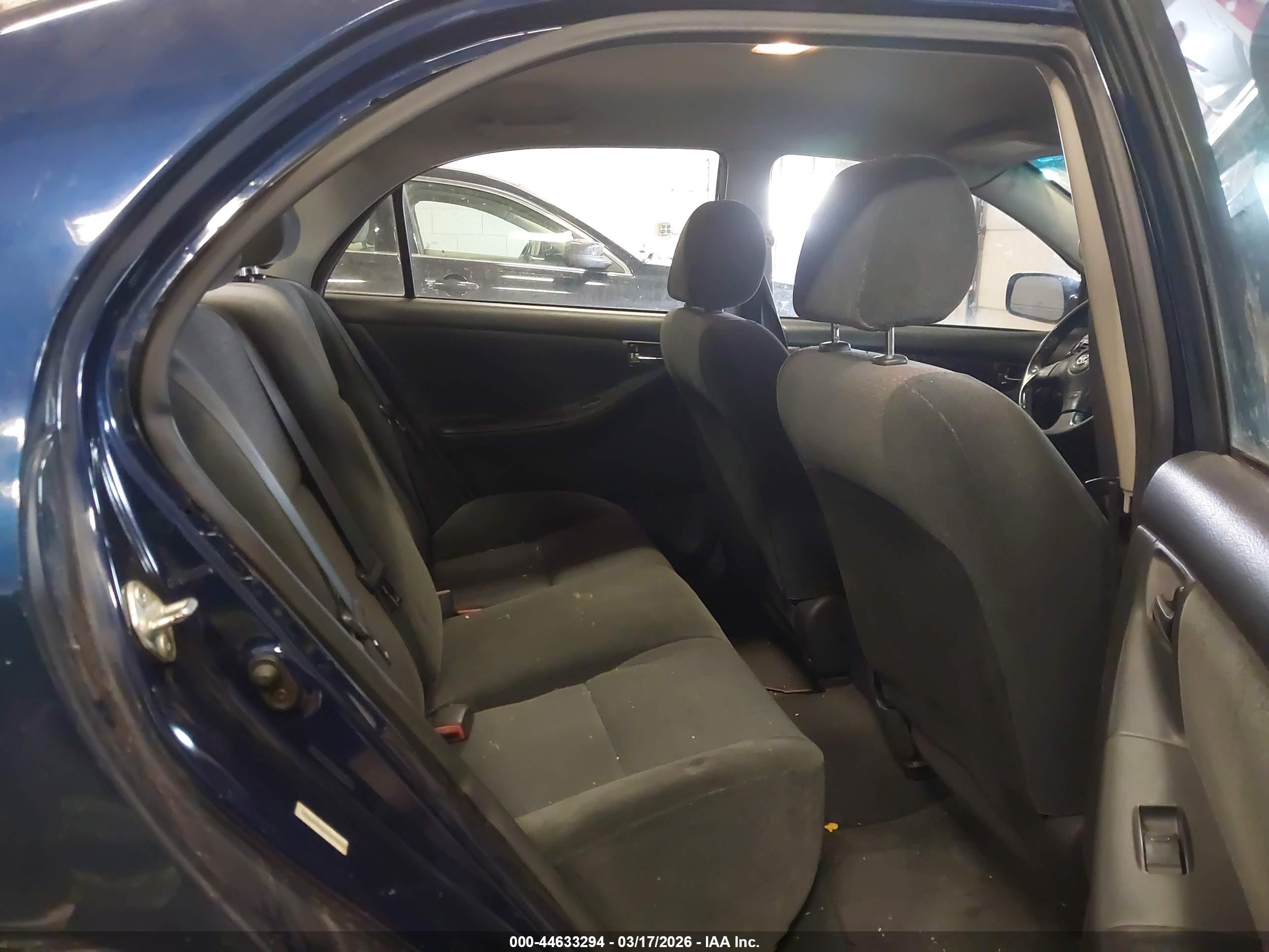 TOYOTA COROLLA image 8