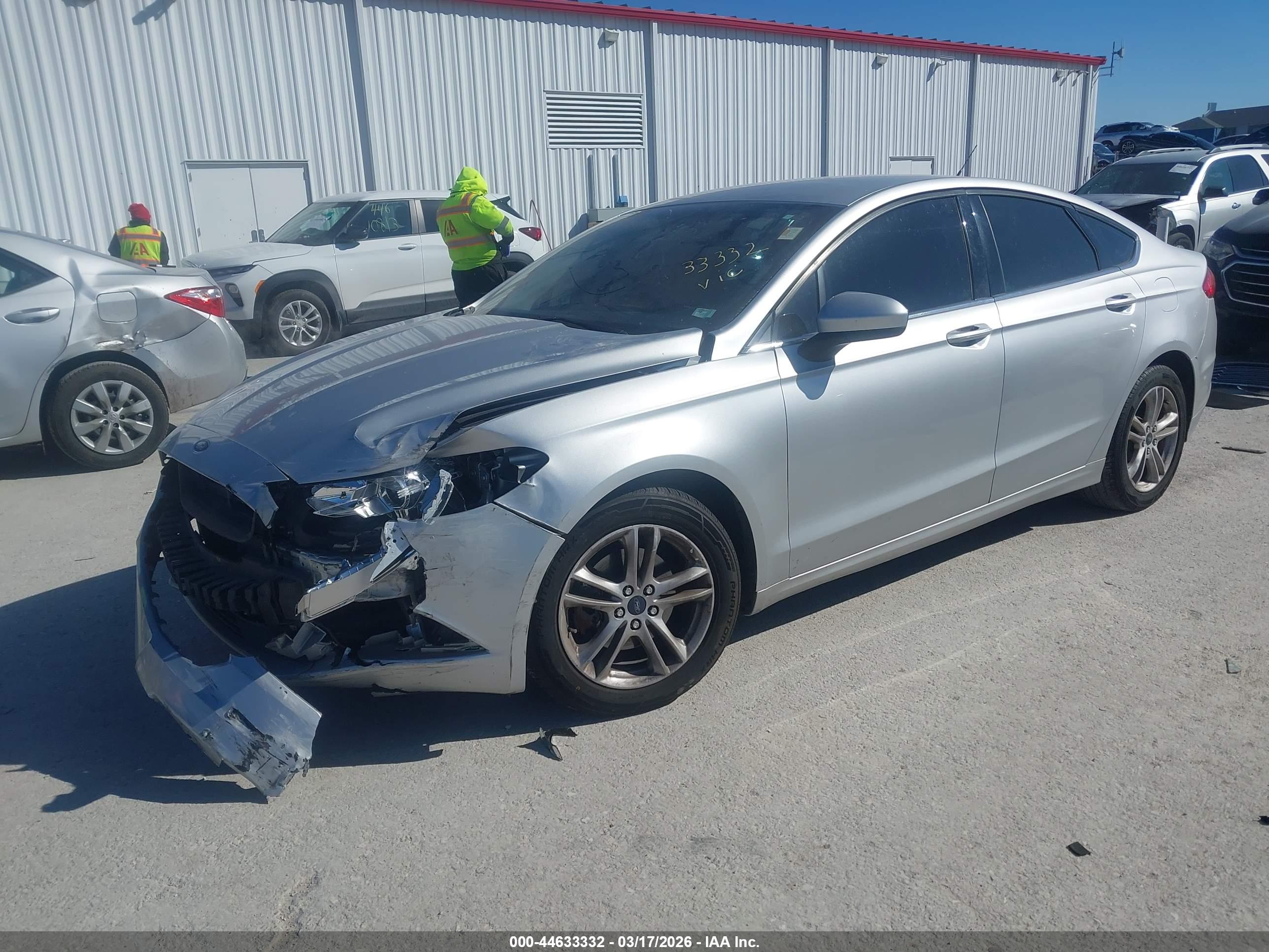 FORD FUSION image 2