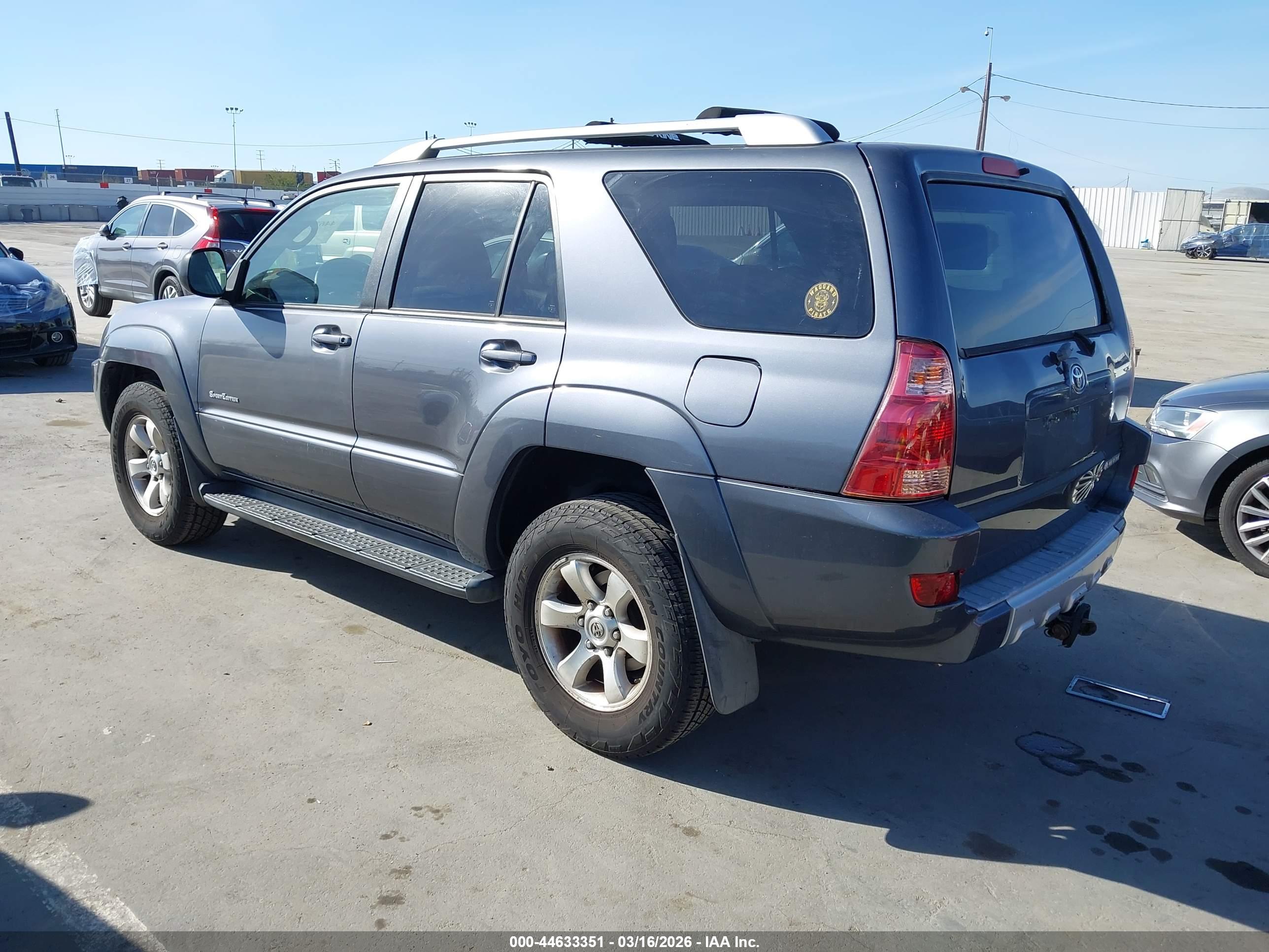 TOYOTA 4RUNNER image 3