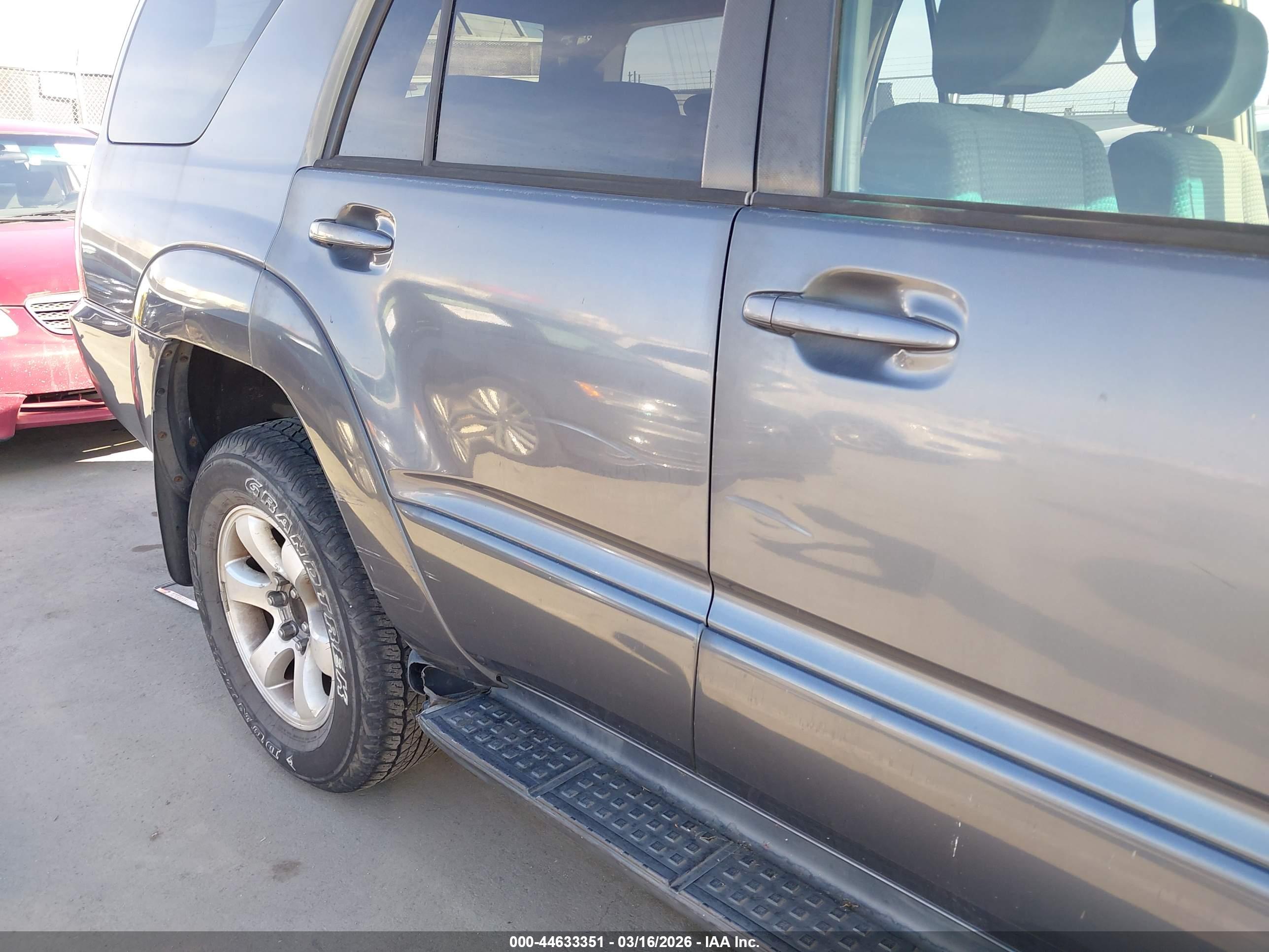 TOYOTA 4RUNNER image 6