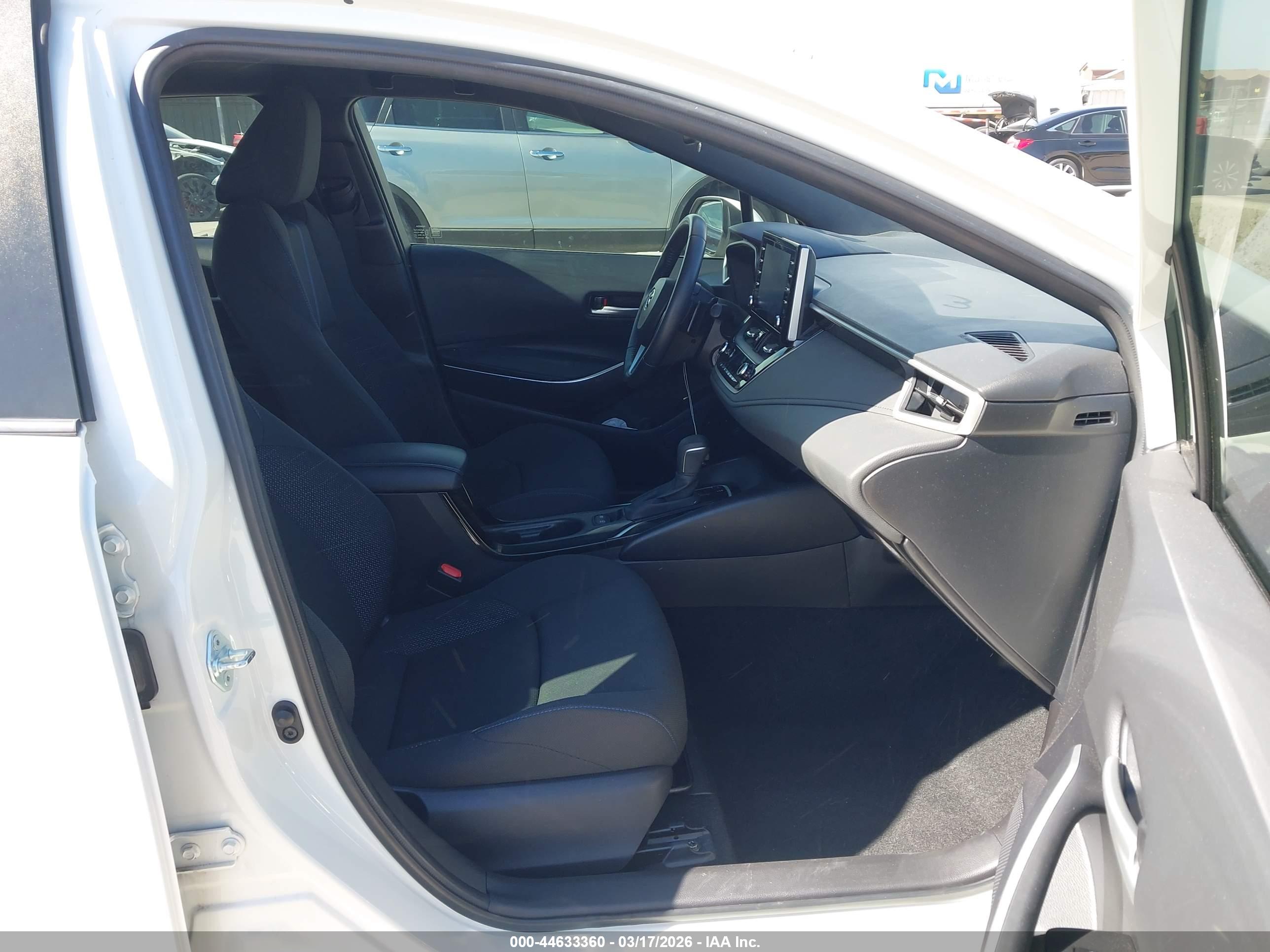 TOYOTA COROLLA image 5