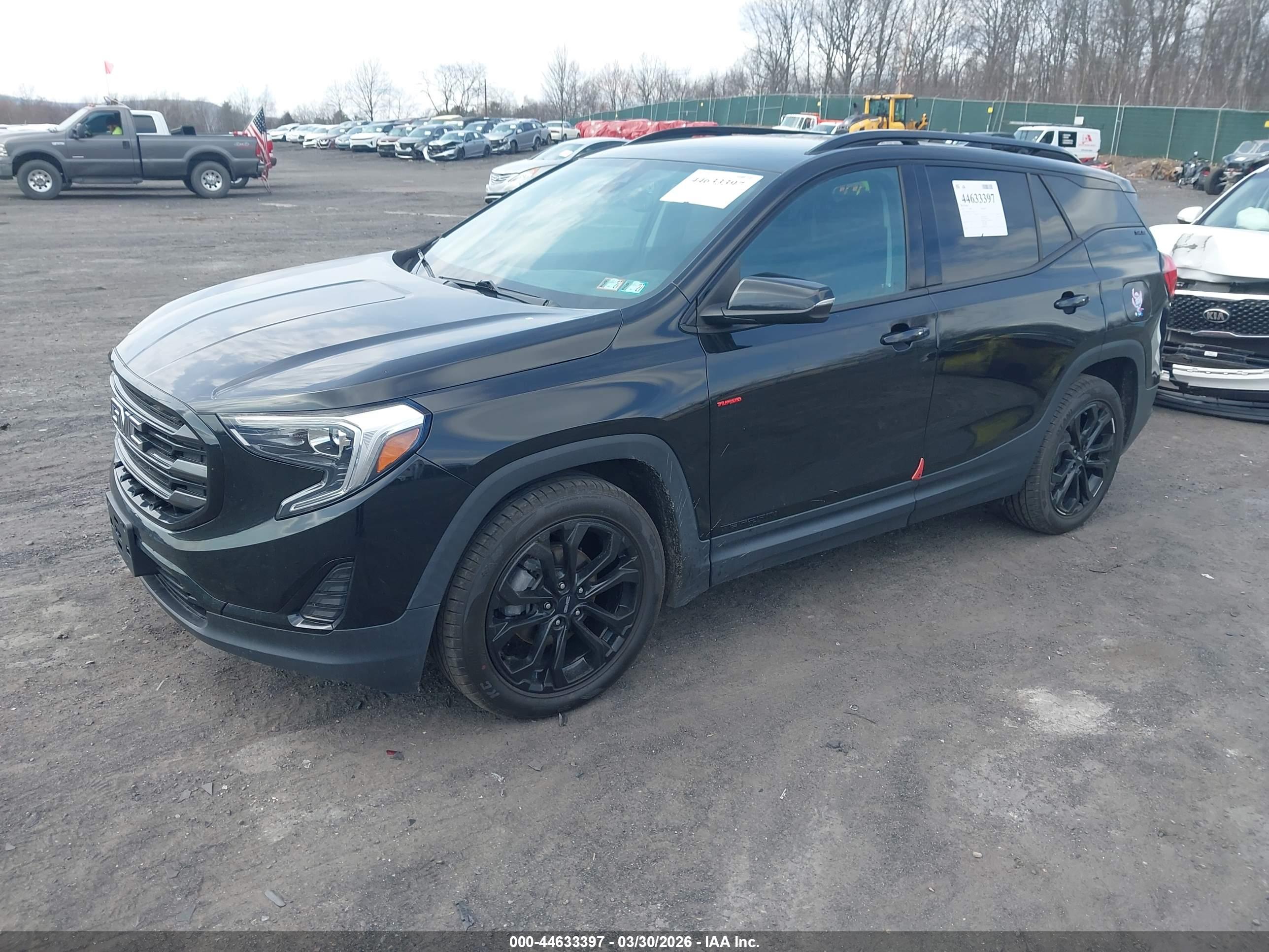 GMC TERRAIN image 2