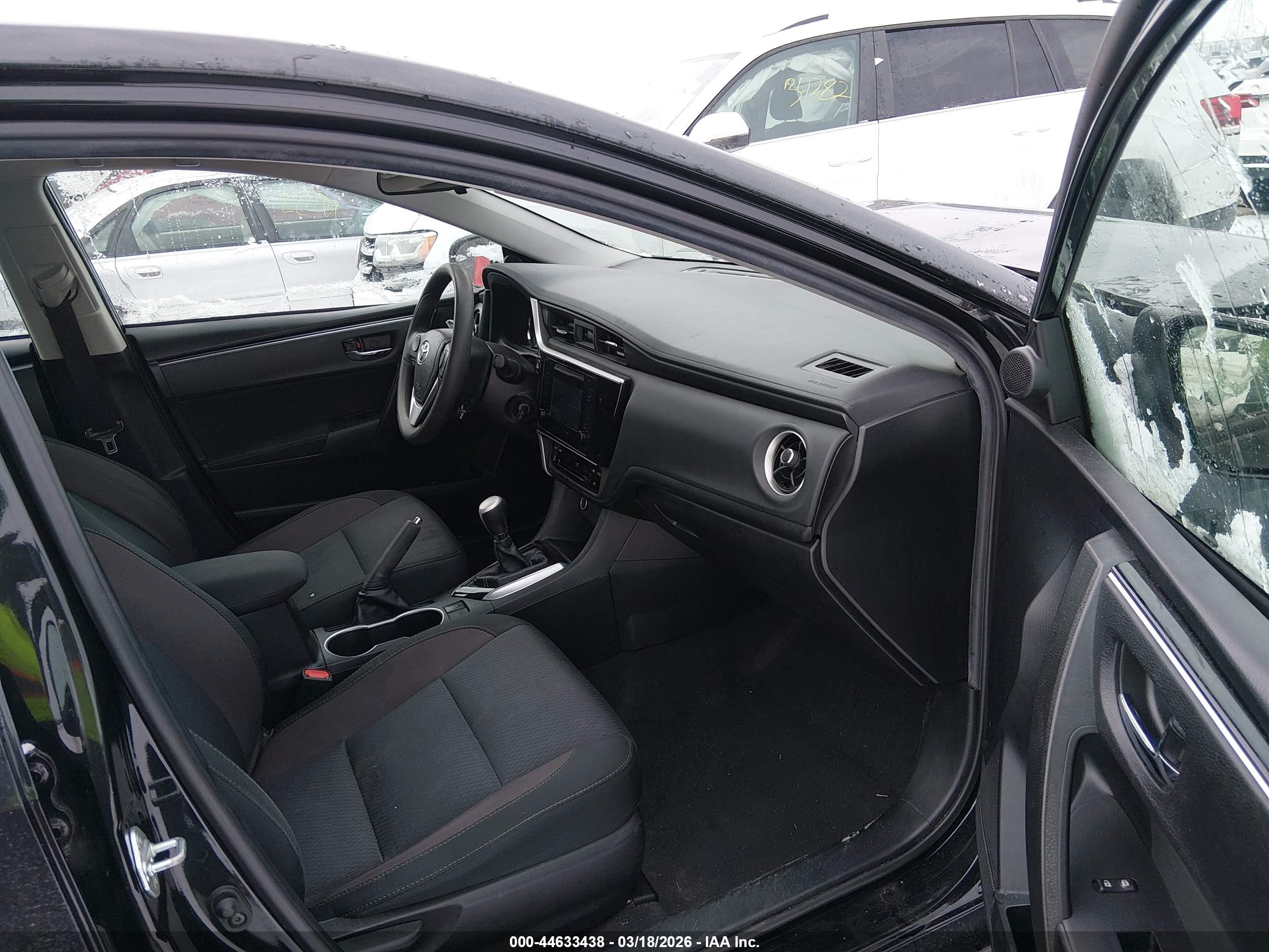TOYOTA COROLLA image 5