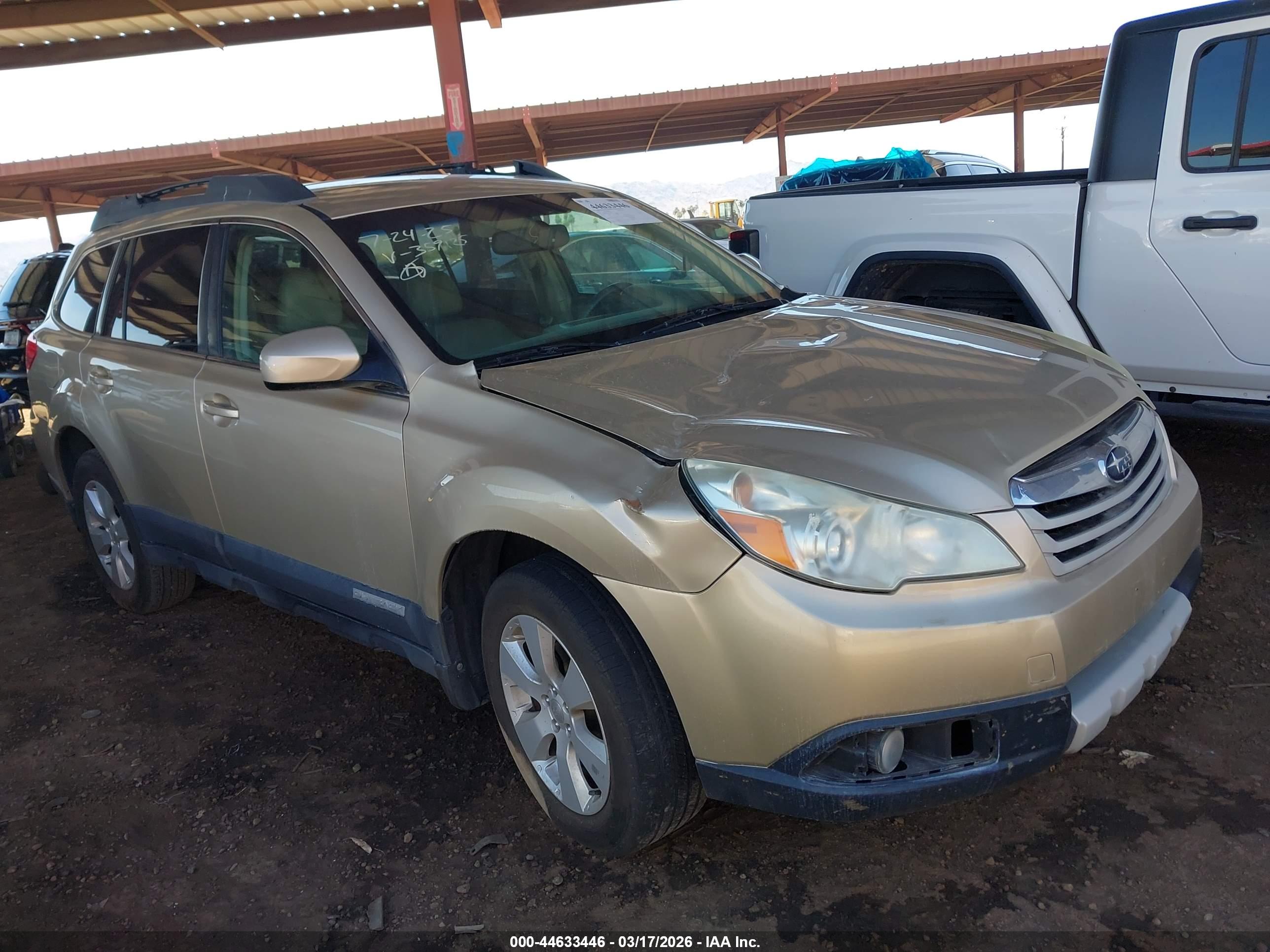 SUBARU OUTBACK image 6